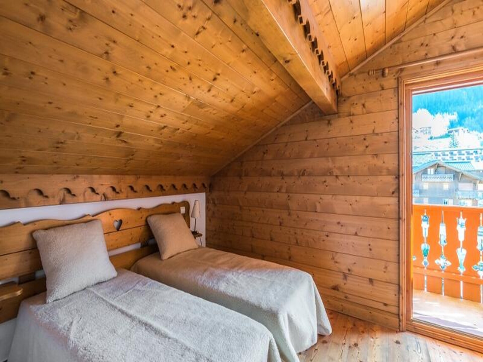 Authentiek chalet-appartement voor 7 personen met zwembad en sauna in Arâches - foto 21