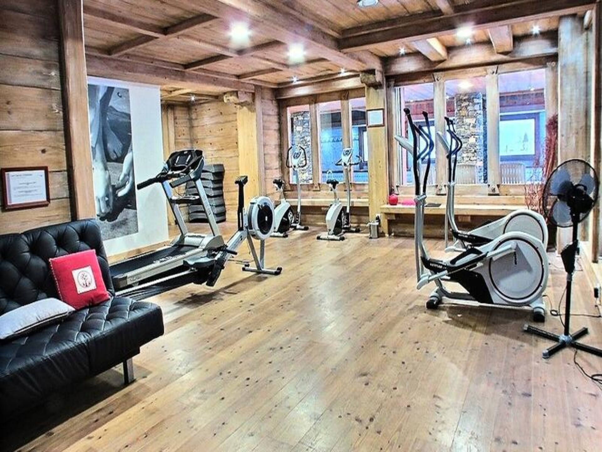 Authentiek chaletappartement 6p met zwembad, sauna & jacuzzi in Carroz - foto 24
