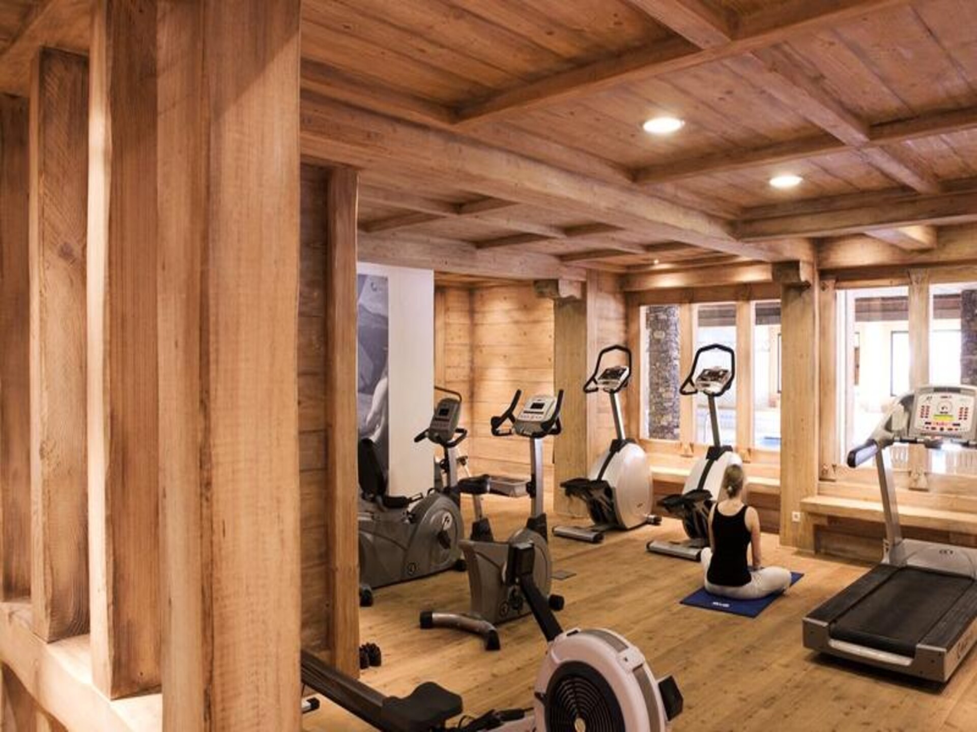 Authentiek chaletappartement 6p met zwembad, sauna & jacuzzi in Carroz - foto 27