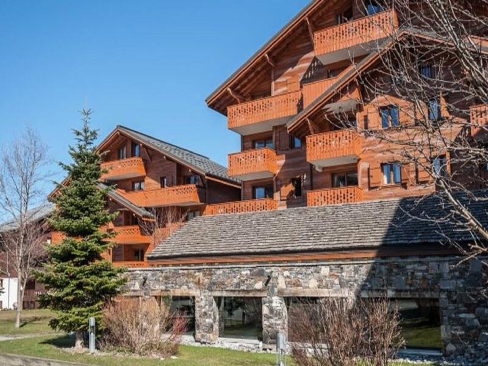 Authentiek chaletappartement 6p met zwembad, sauna & jacuzzi in Carroz - foto 28