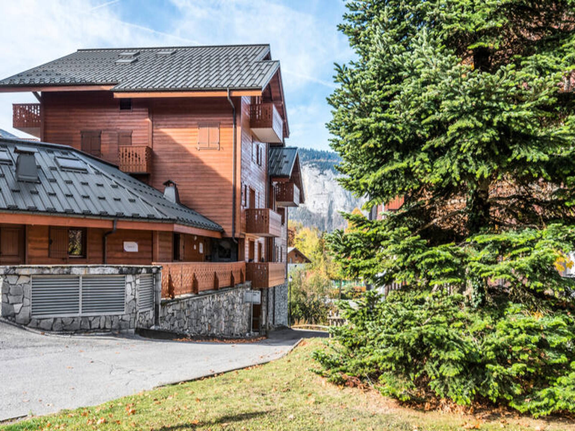 Authentiek chaletappartement 6p met zwembad, sauna & jacuzzi in Carroz - foto 31