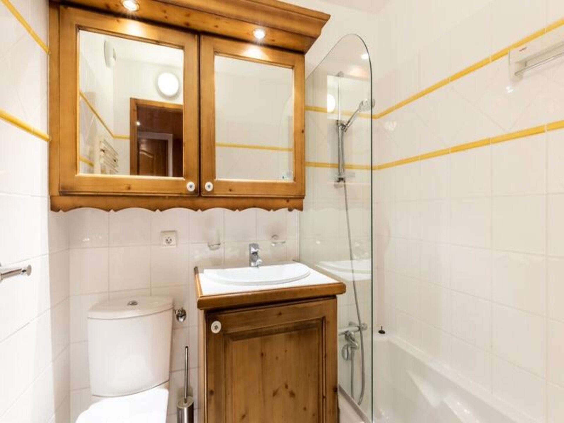 Appartement 6p in Les Carroz met zwembad, sauna & nabij pistes - foto 22