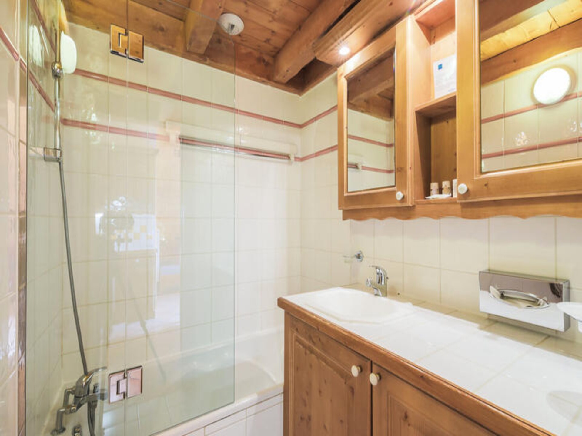 Ruim 8-persoons appartement met zwembad en sauna in Les Menuires - foto 22