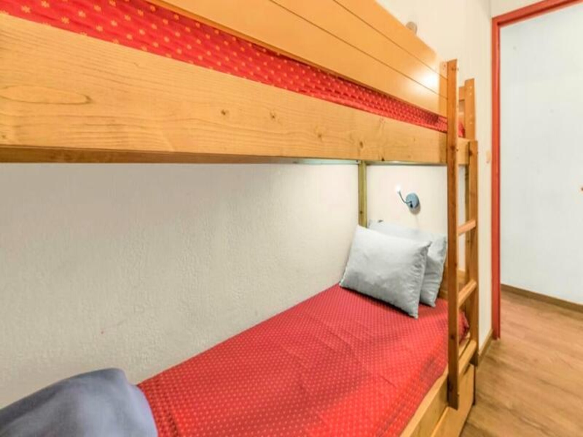 Compact studio-appartement in Méribel voor 4 personen met wellnesstoegang - foto 9