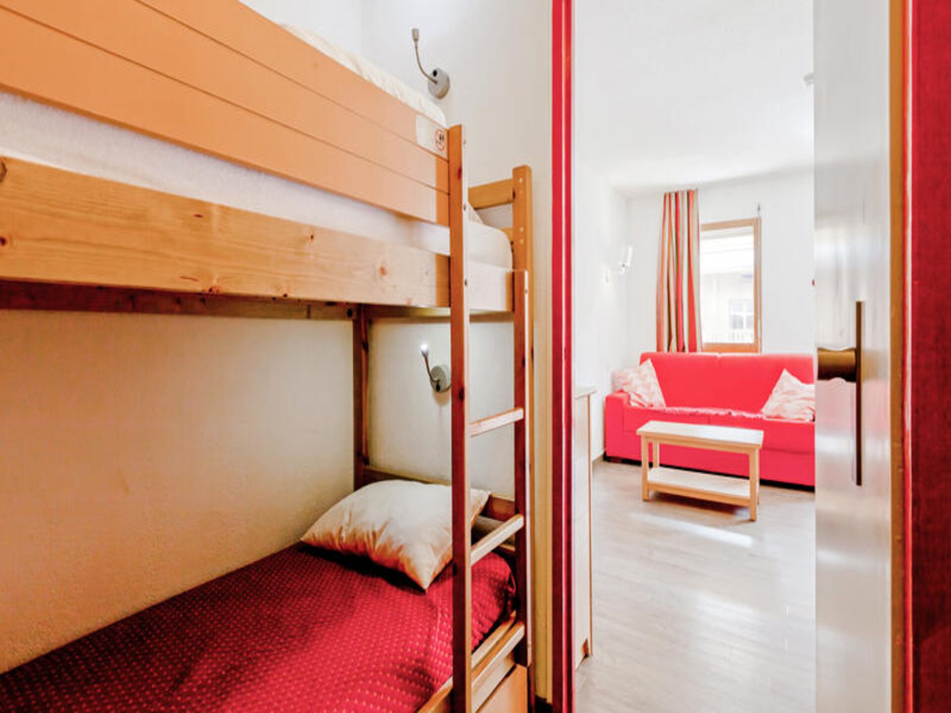 Knus appartement in Méribel, 500m van pistes met wellness en skikluis - foto 12