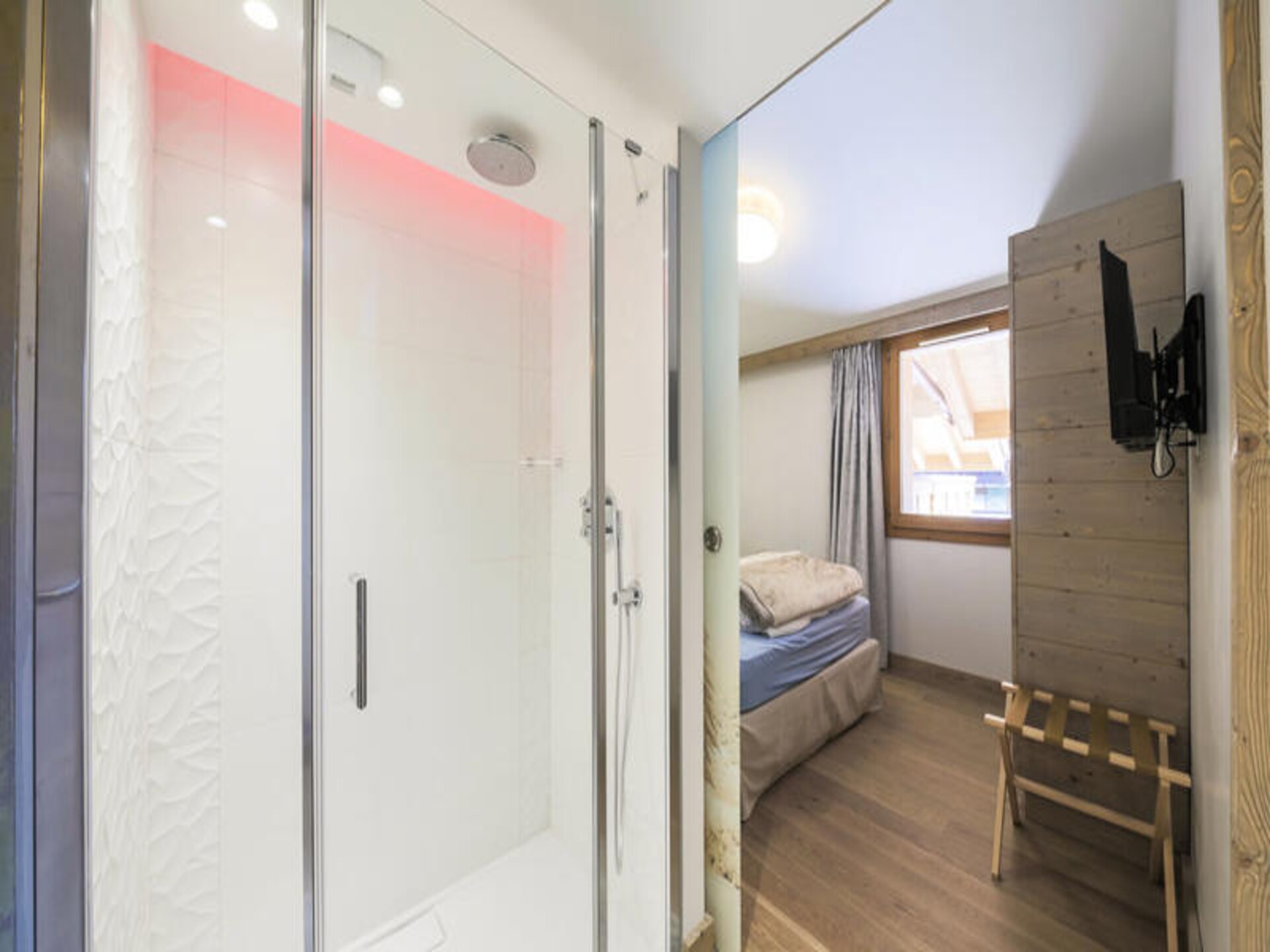 Luxe 8-persoons appartement in Méribel met zwembad, sauna en jacuzzi - foto 36
