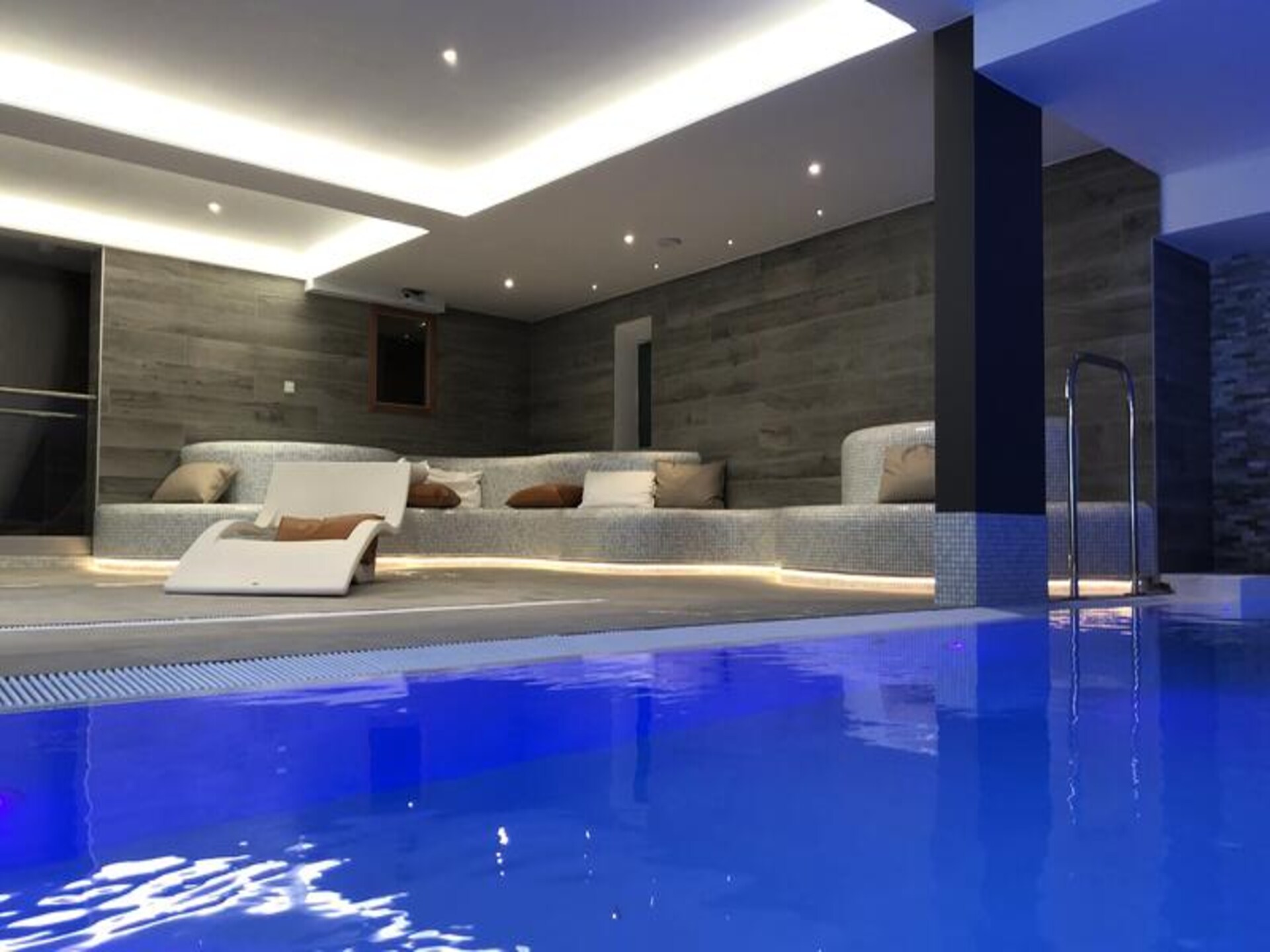 Elegant appartement in Méribel met toegang tot zwembad, sauna en hamam - foto 44