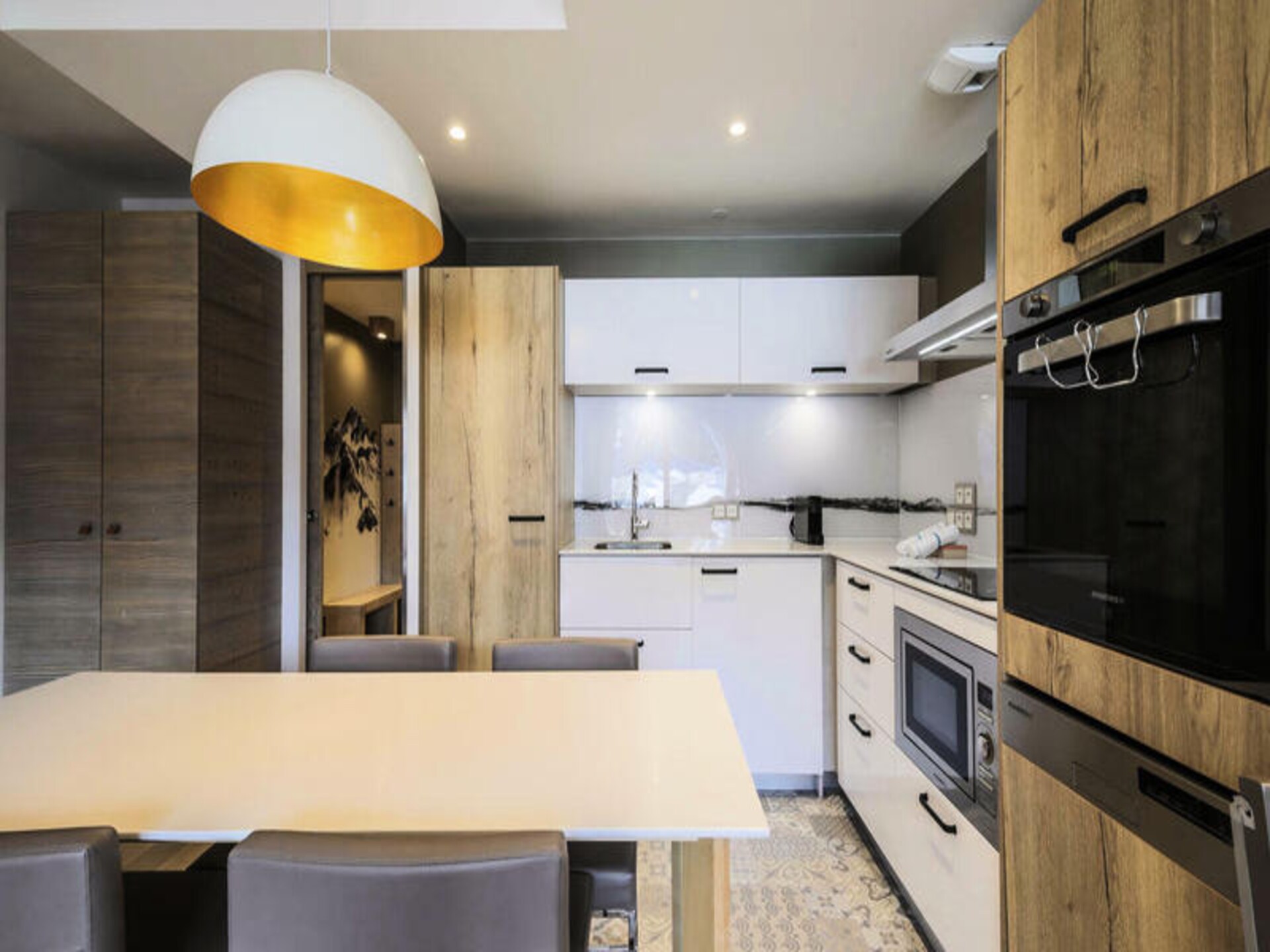 Luxe appartement in Méribel met zwembad, sauna en ski-in/ski-out mogelijkheid - foto 29