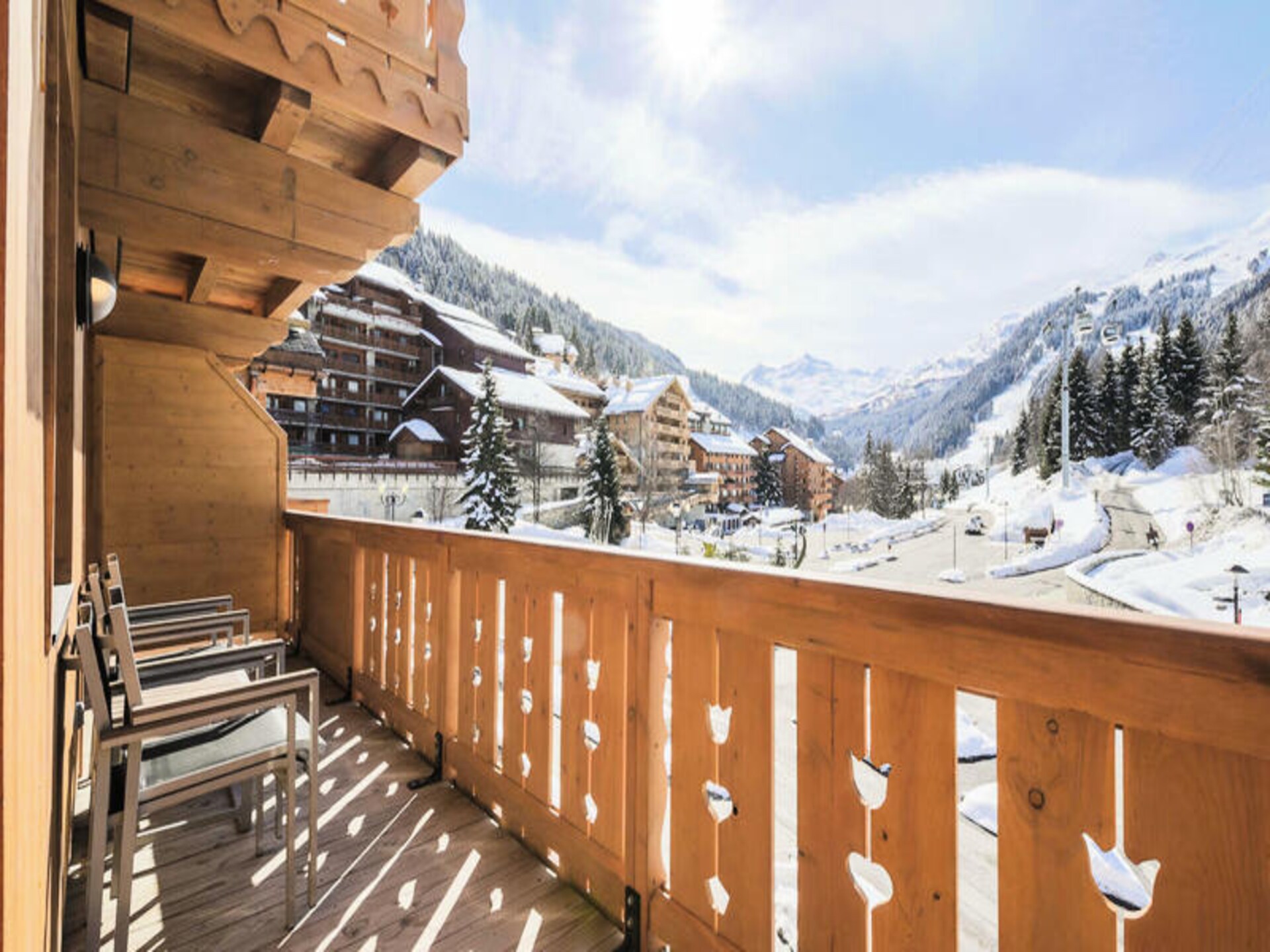 Luxe appartement in Méribel met zwembad, sauna en ski-in/ski-out mogelijkheid - foto 36