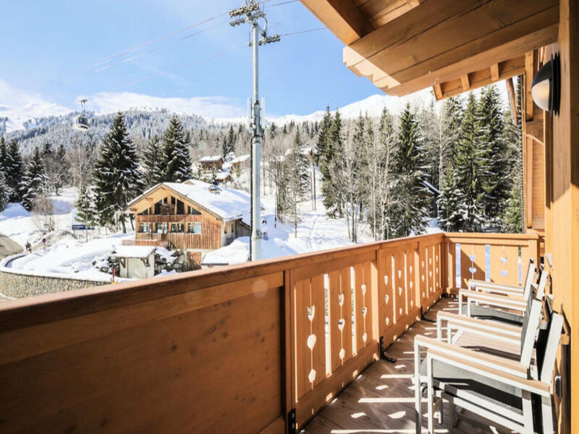 Luxe appartement in Méribel met zwembad, sauna en ski-in/ski-out mogelijkheid - foto 37