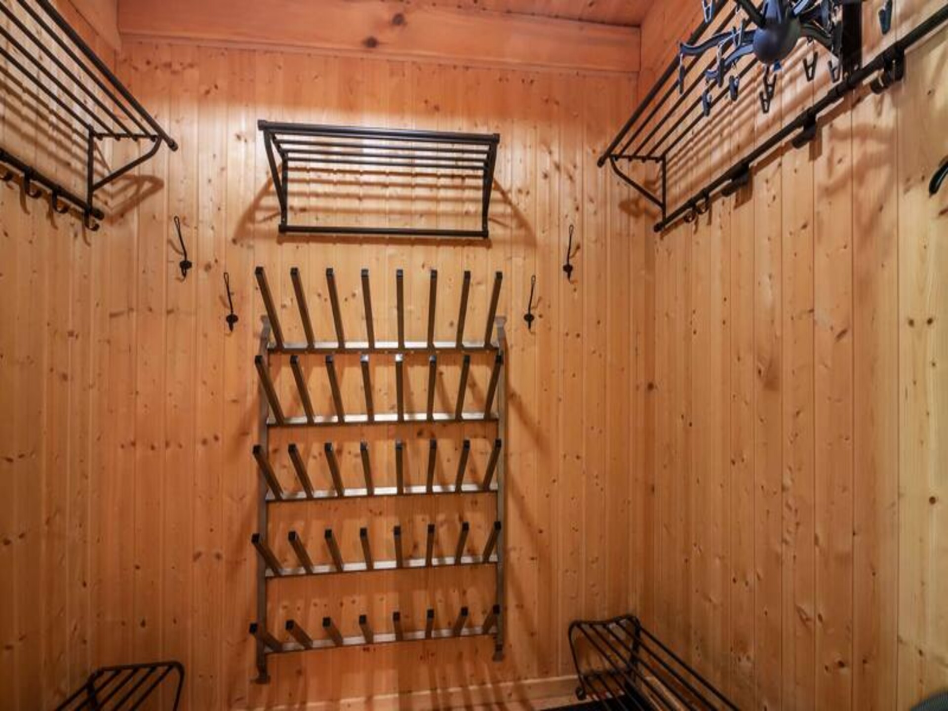 Chalet Clairvaux-Montriond: 14-persoons chalet met 5 suites bij Morzine - foto 19