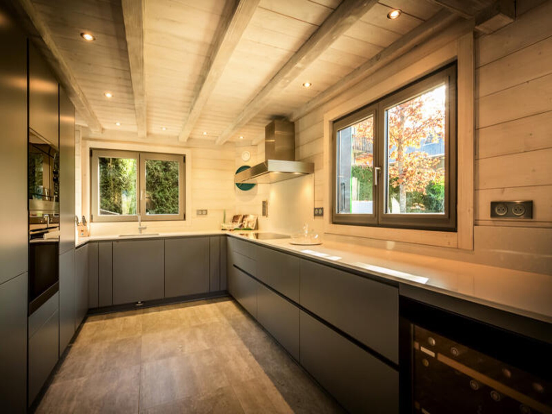 Ruim 5-slaapkamer chalet in Montriond met sauna en tuin, vlakbij Morzine - foto 6