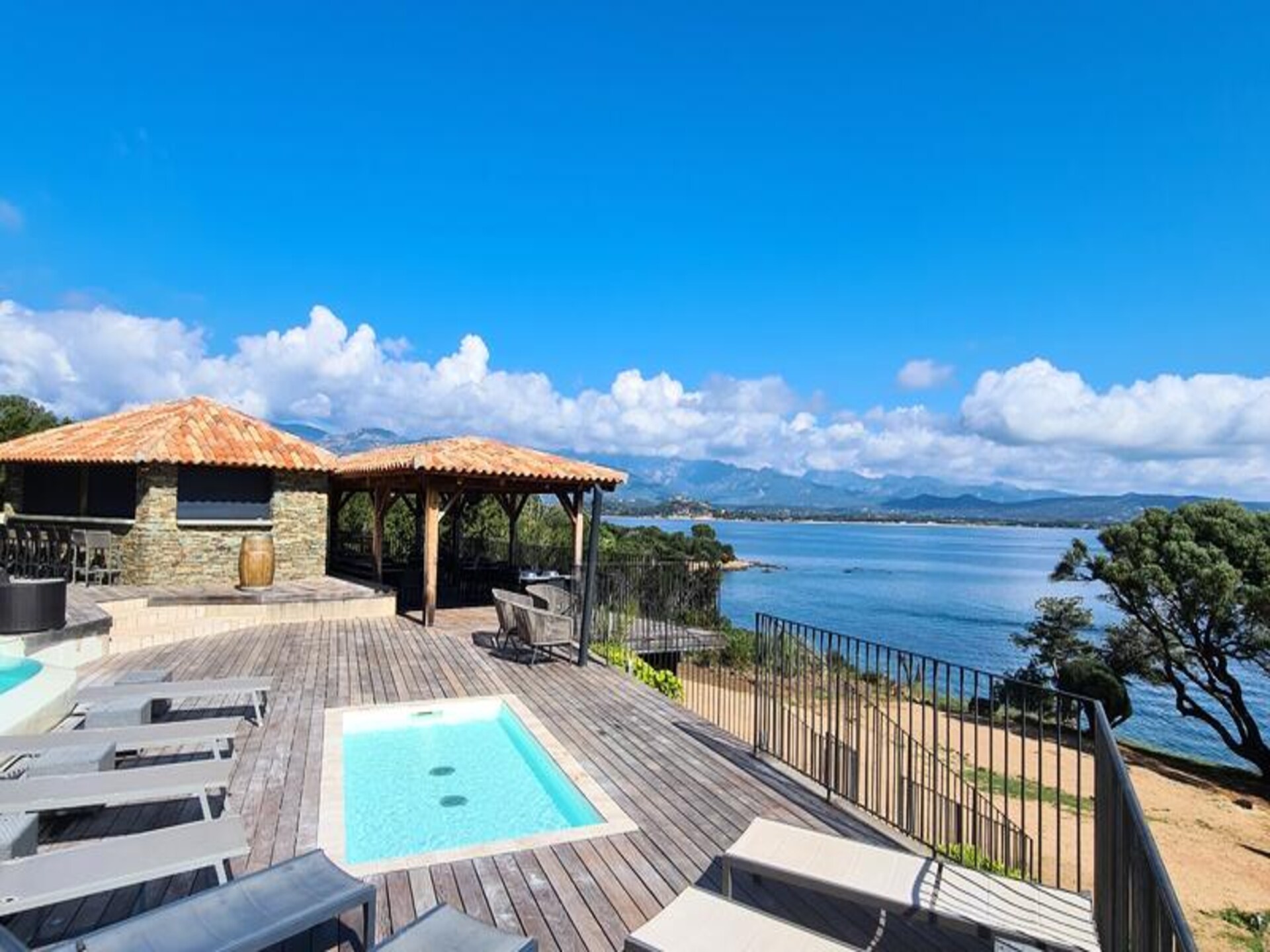 Appartement aan de Golf van Porto Vecchio met zeezicht en zwembad - foto 4