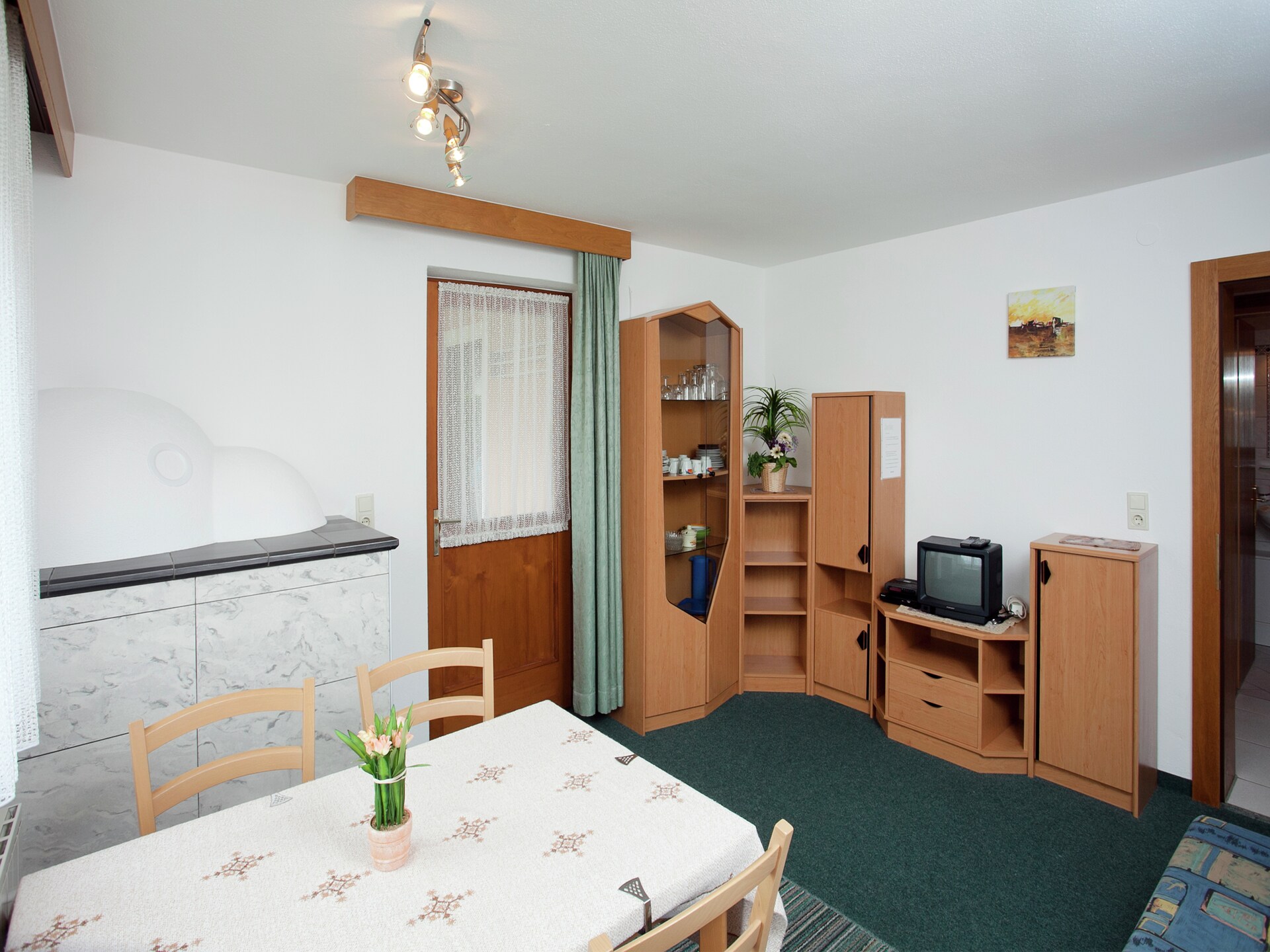 Op 1 km van het centrum: gezellig appartement in Sautens - foto 12