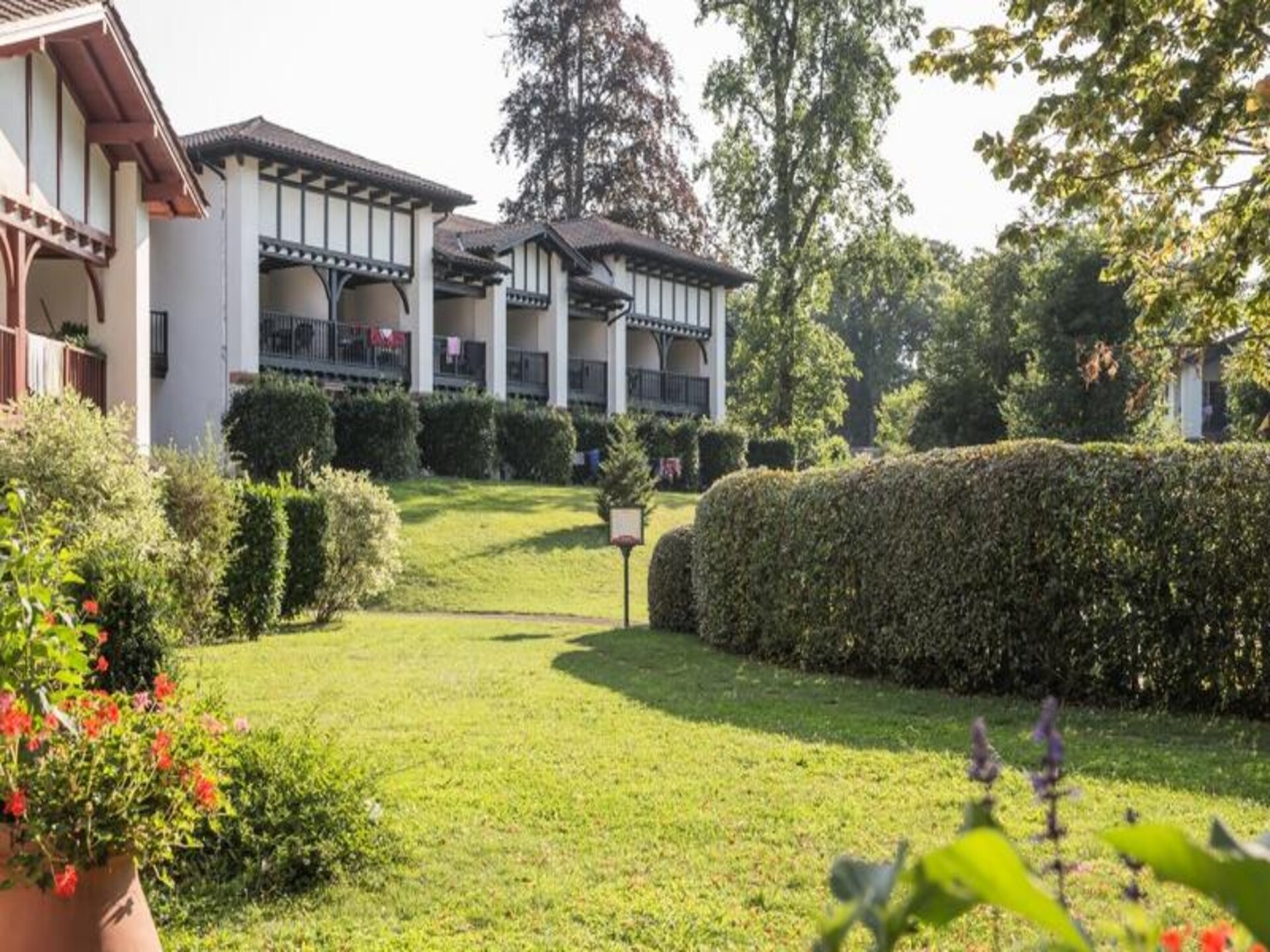 Appartement voor 6 personen met zwembad in bosrijk park bij Saint-Jean-Pied-de-Port - foto 6