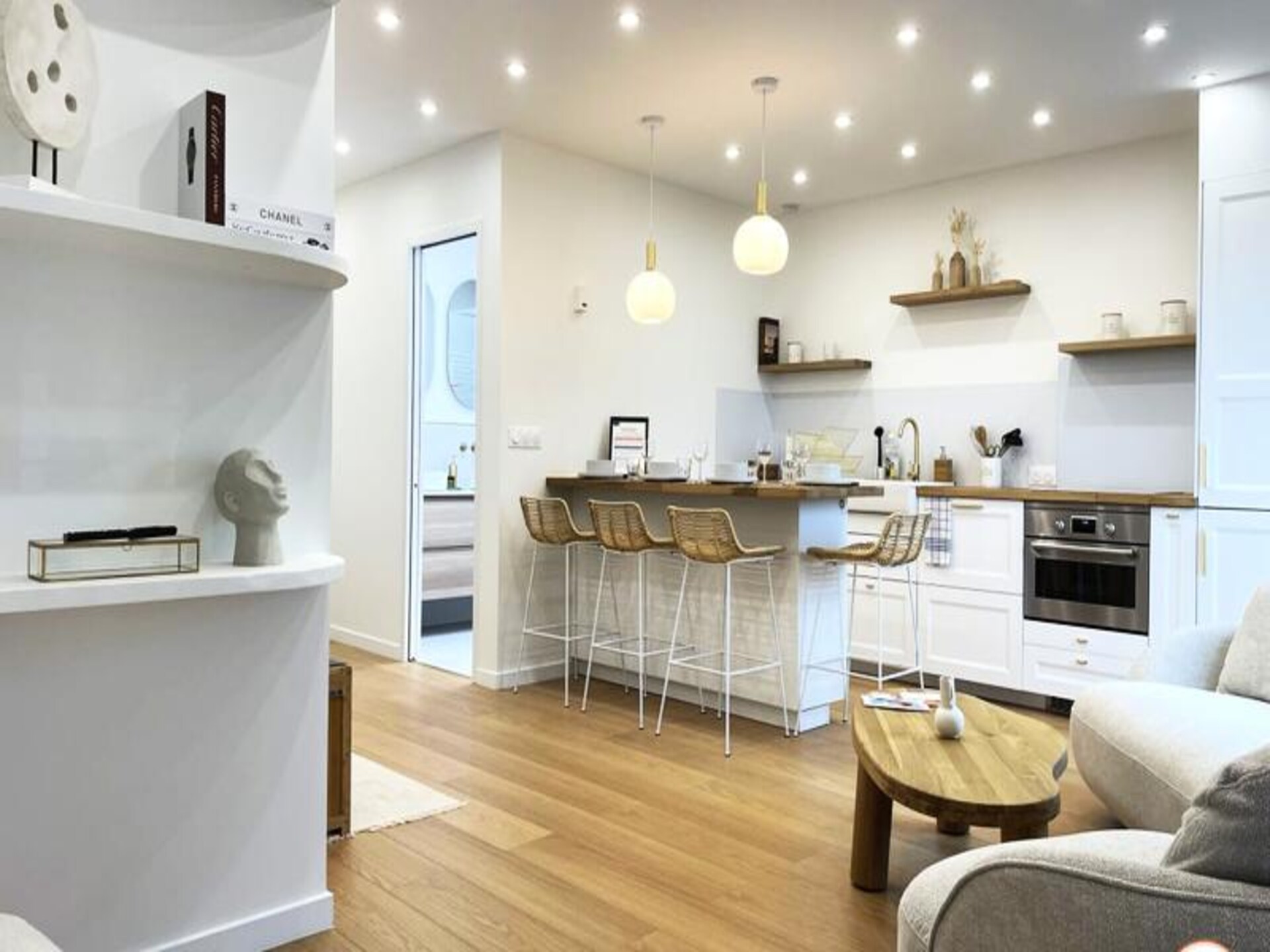 Chic appartement op 30 meter van het strand met uitzicht op zee en platteland - foto 7