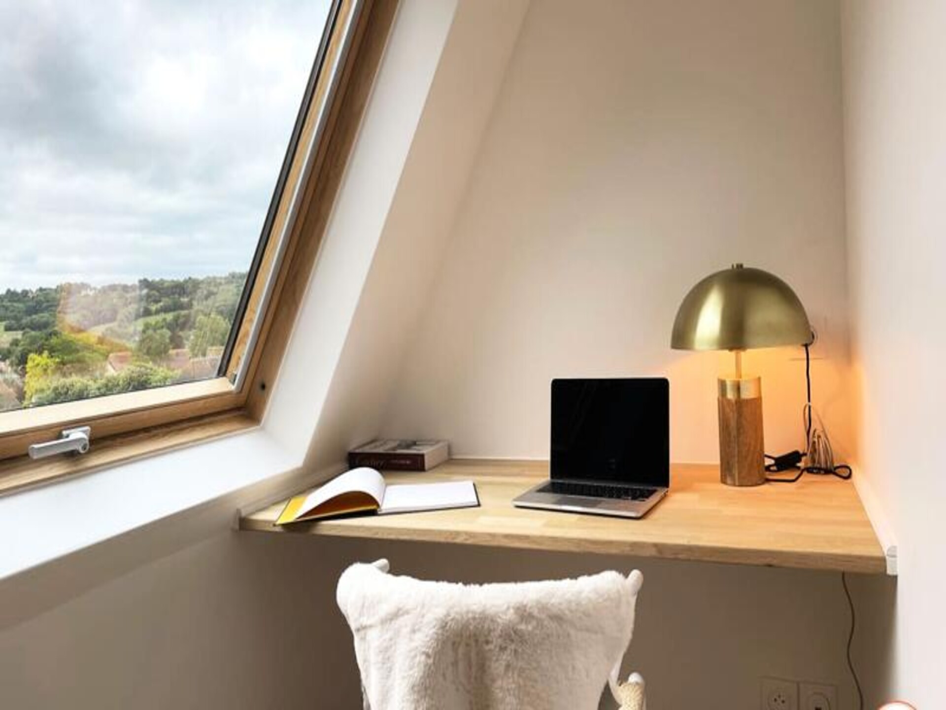 Chic appartement op 30 meter van het strand met uitzicht op zee en platteland - foto 12