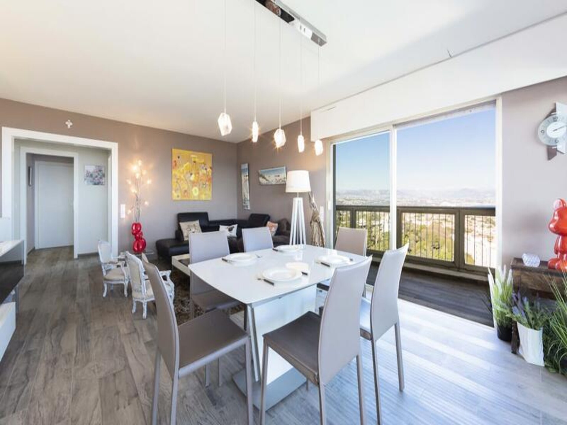 Panoramisch appartement op 12e etage met uitzicht over haven en zee in Antibes - foto 8