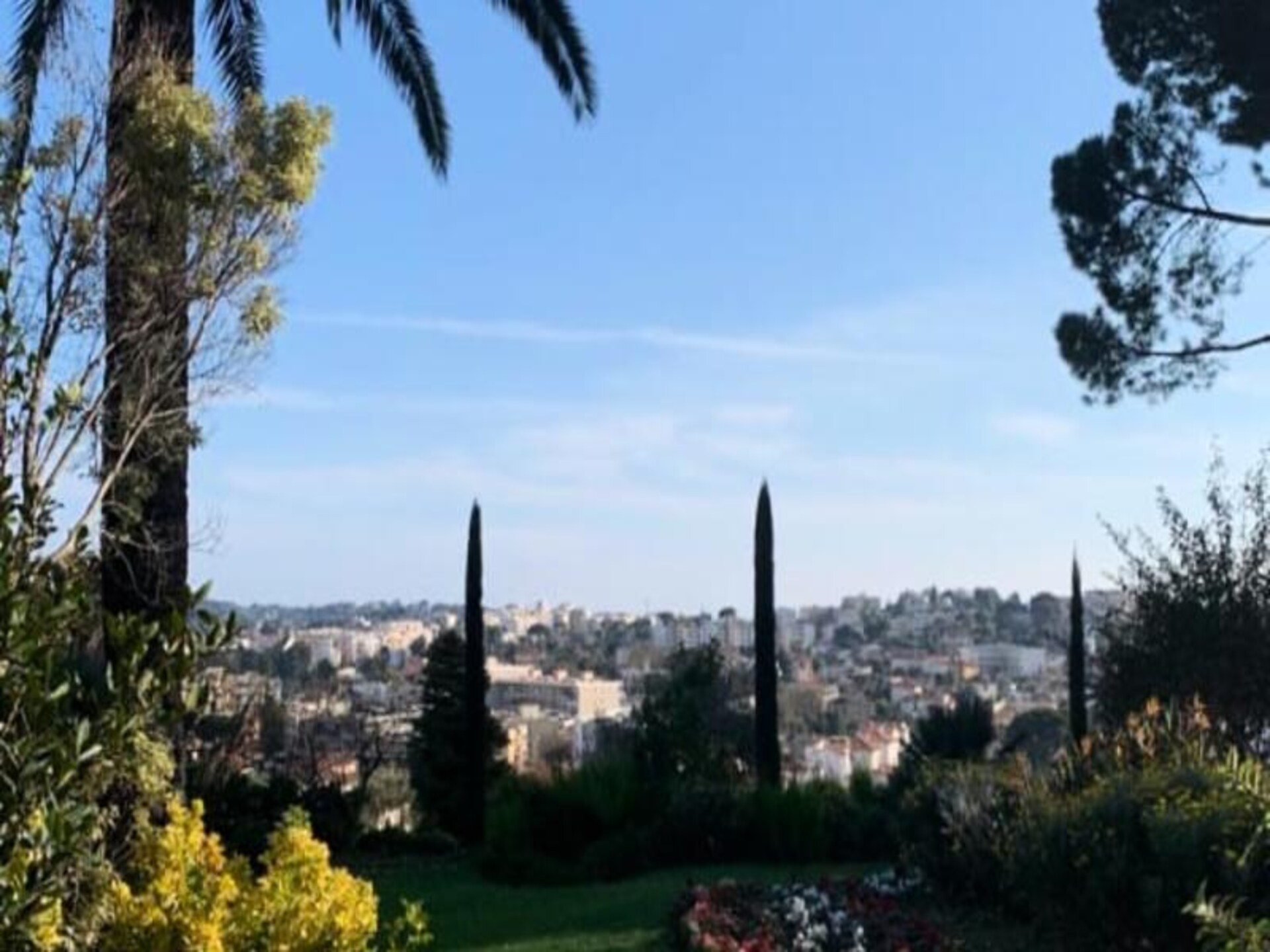 Panoramisch appartement op 12e etage met uitzicht over haven en zee in Antibes - foto 23