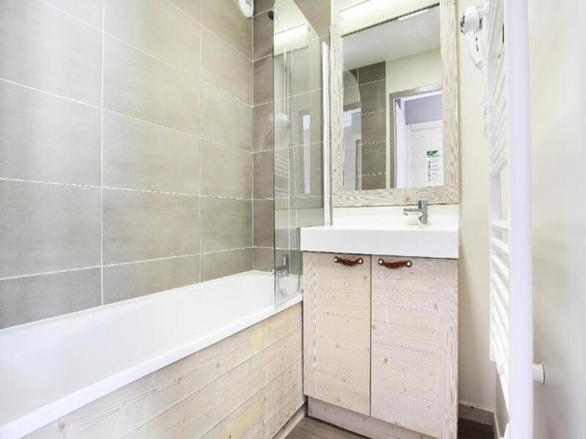 Appartement aan de piste in Flaine Forêt met zwembad, sauna en balkon - foto 17