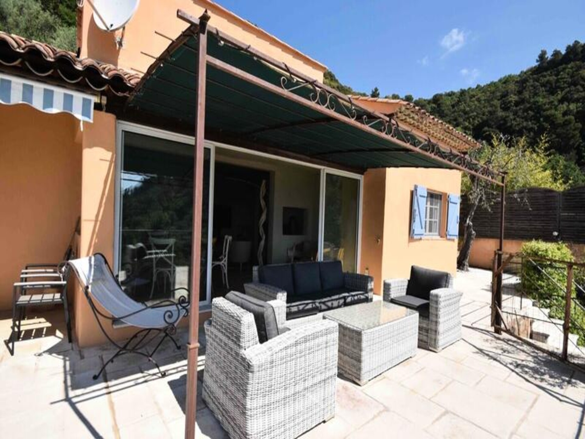 Provençaalse villa met panoramisch uitzicht over de Baai van Cannes - foto 17