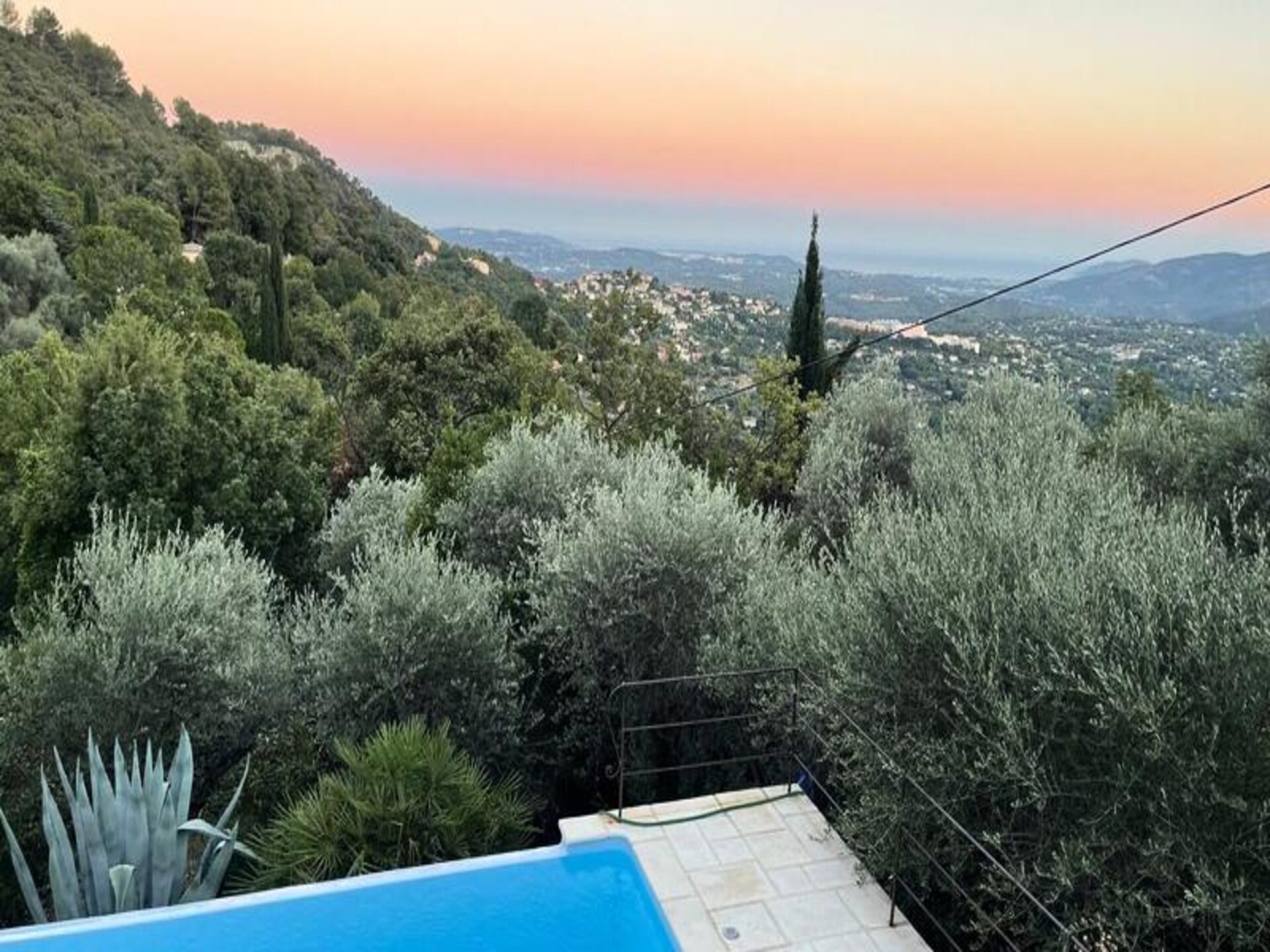 Provençaalse villa met panoramisch uitzicht over de Baai van Cannes - foto 29