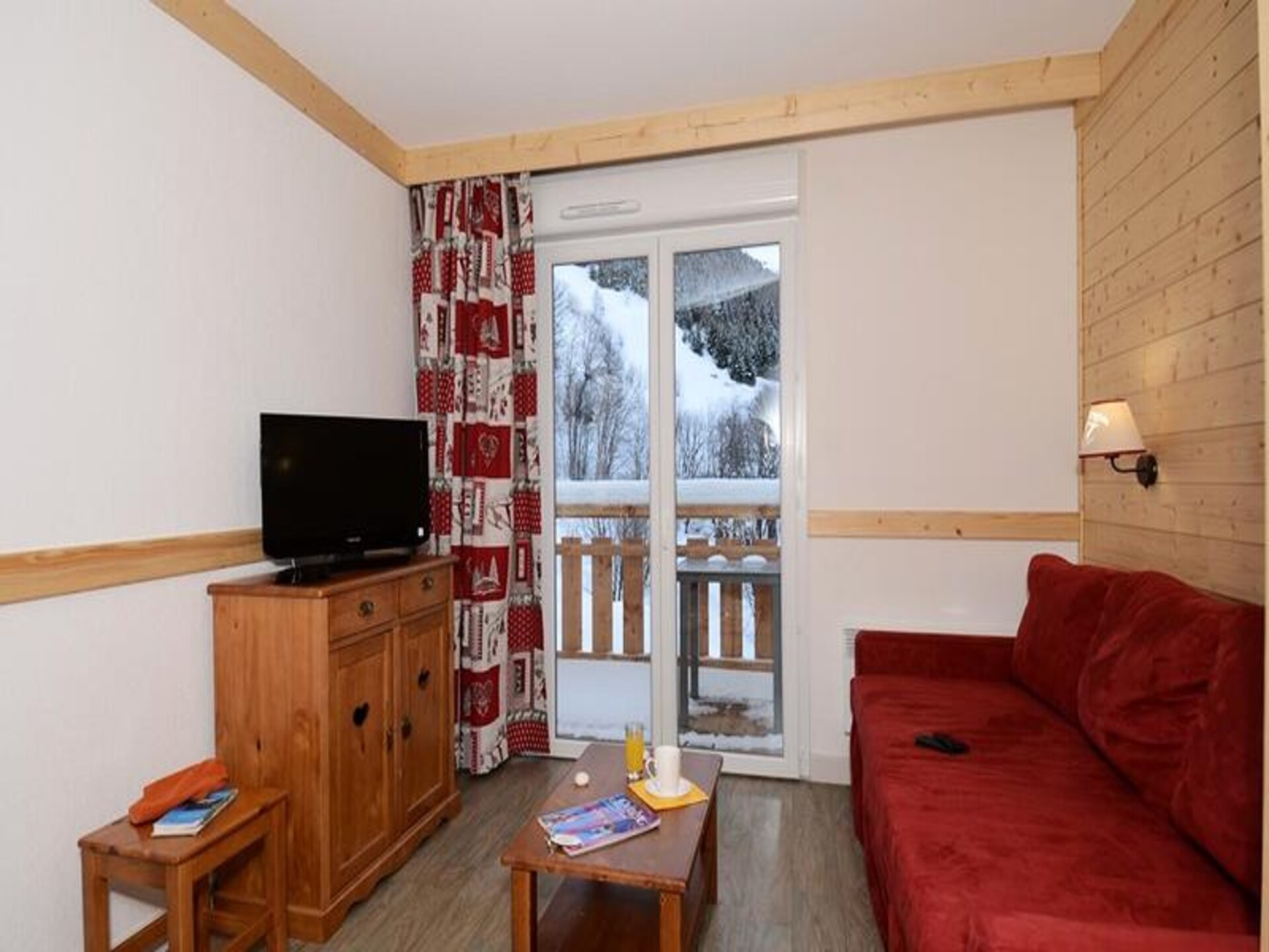 Authentiek bergappartement voor 6 in Saint Sorlin d'Arves met zwembad - foto 9