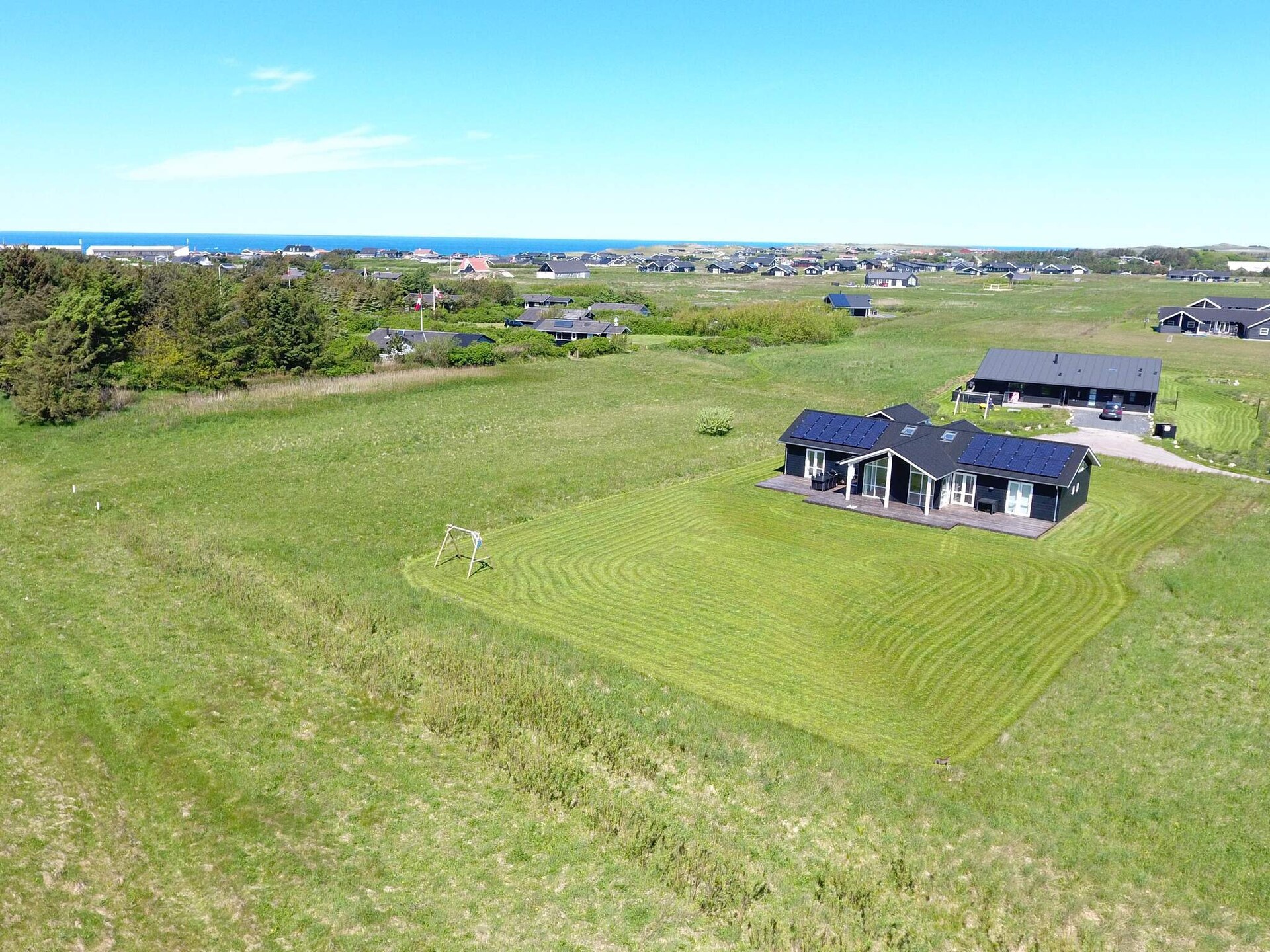 Ruim vakantiehuis met sauna en whirlpool op 700 meter van het strand in Løkken - foto 10