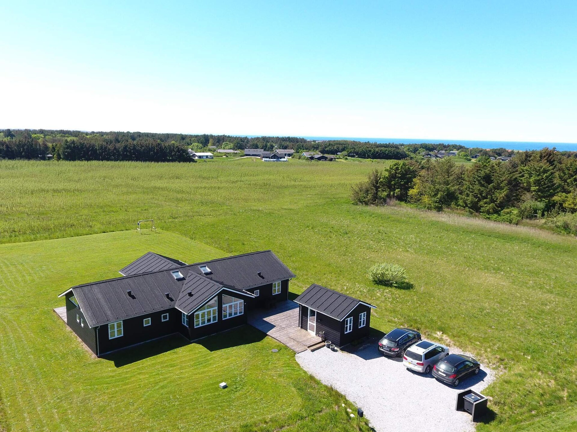 Ruim vakantiehuis met sauna en whirlpool op 700 meter van het strand in Løkken - foto 11