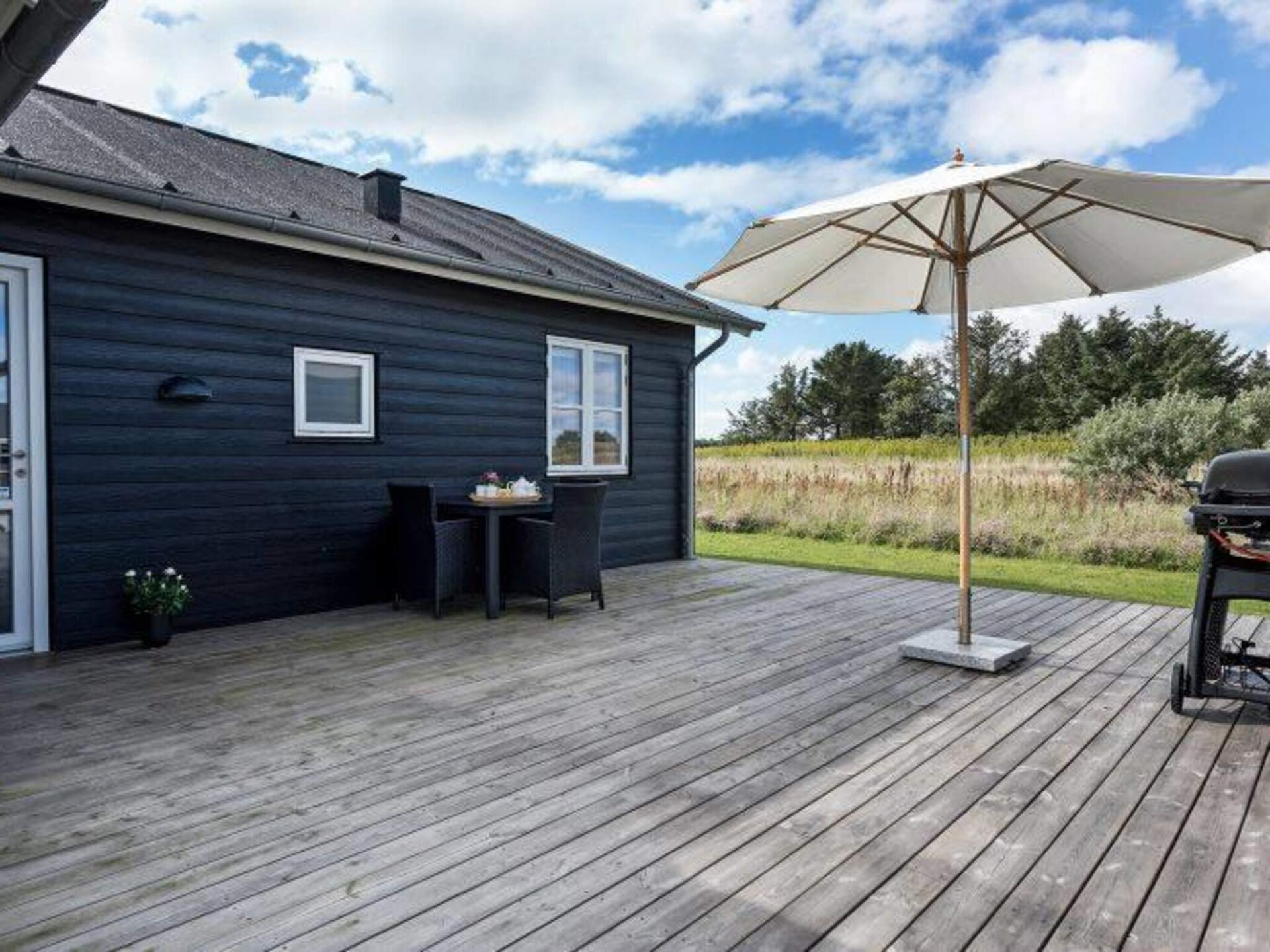Ruim vakantiehuis met sauna en whirlpool op 700 meter van het strand in Løkken - foto 27