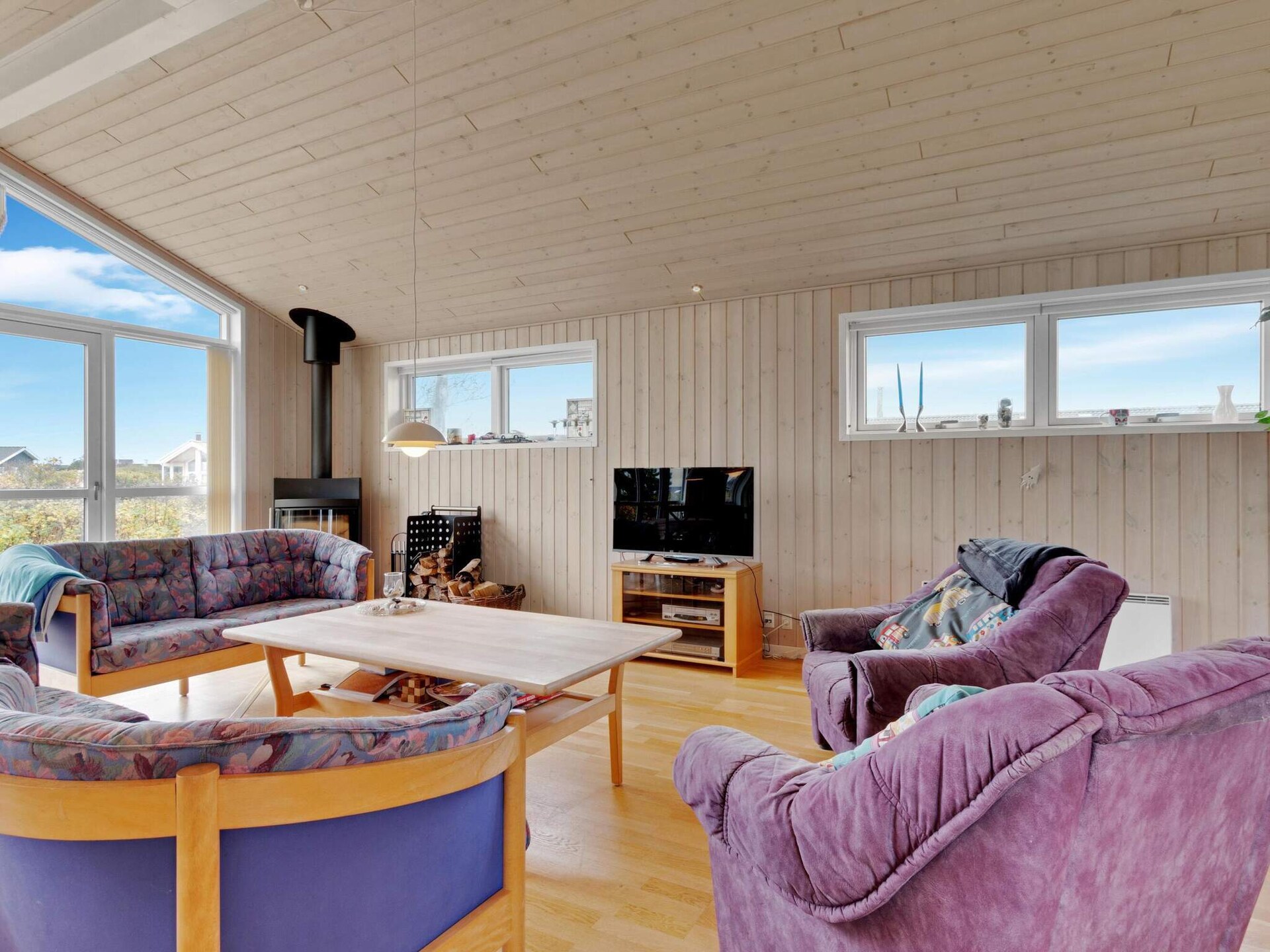 Licht, vrijstaand vakantiehuis op 600m van de zee bij Løkken - foto 15