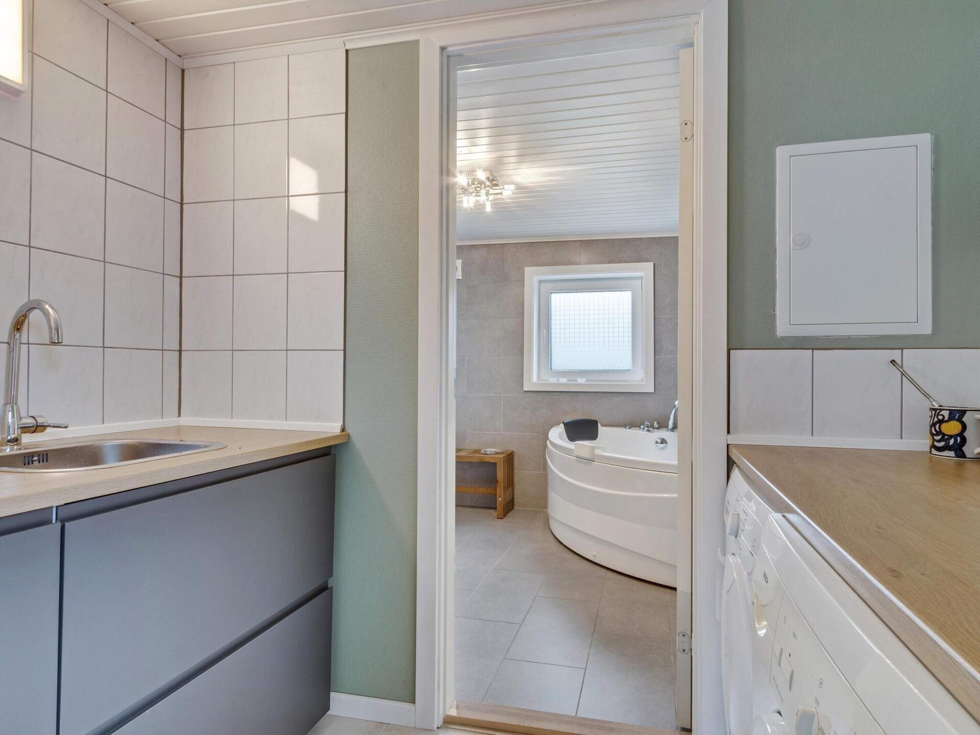 Gerenoveerd vakantiehuis bij Løkken met whirlpool en activiteitenruimte - foto 22