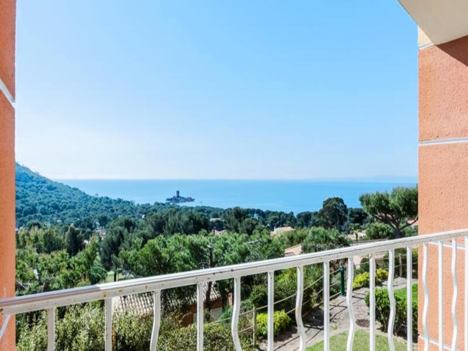 Appartement met zeezicht op Cap Esterel, vlakbij strand en zwembaden - foto 25