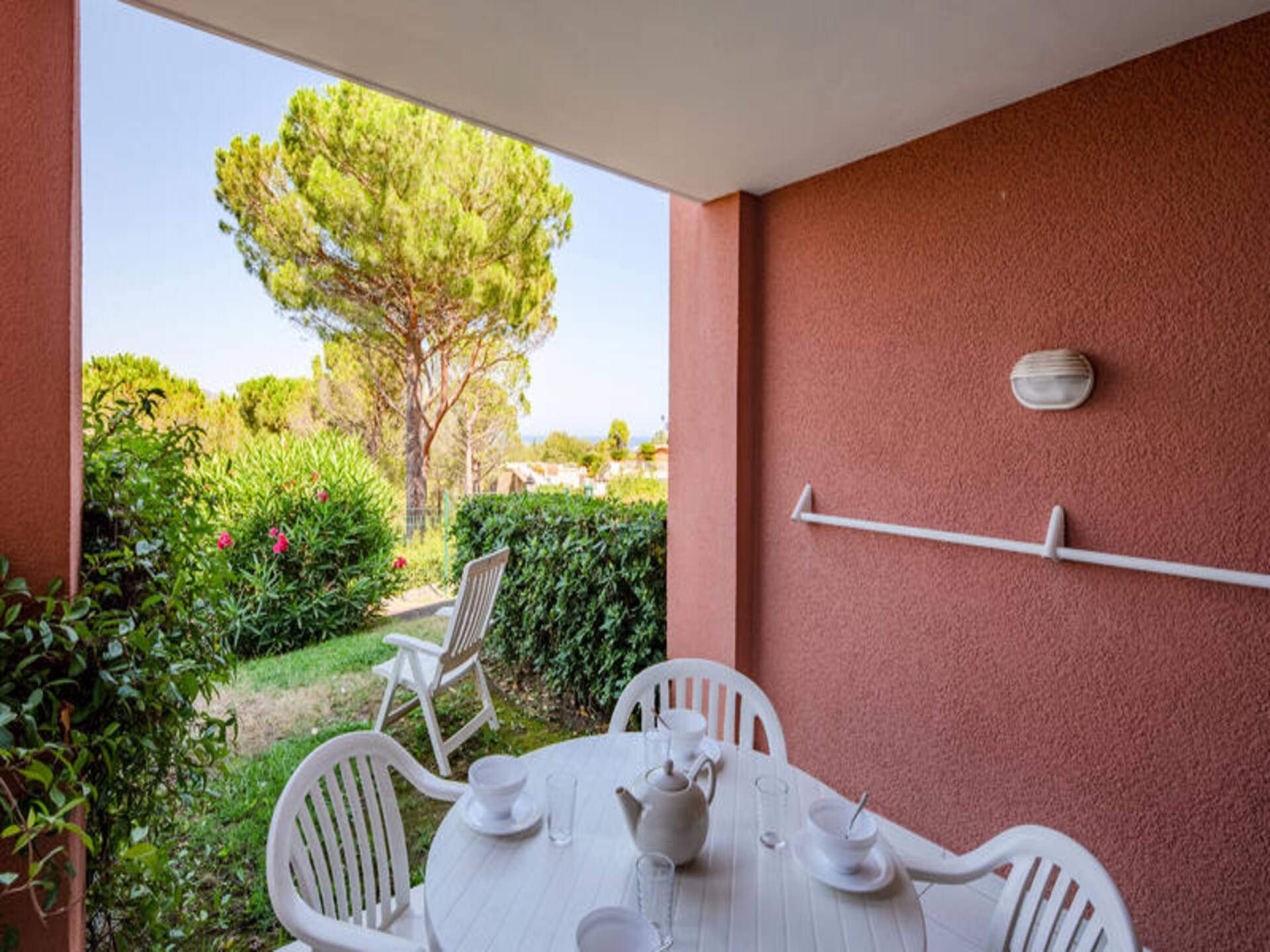 Knus appartement op 300m van het strand in Saint-Raphaël met tuin - foto 29