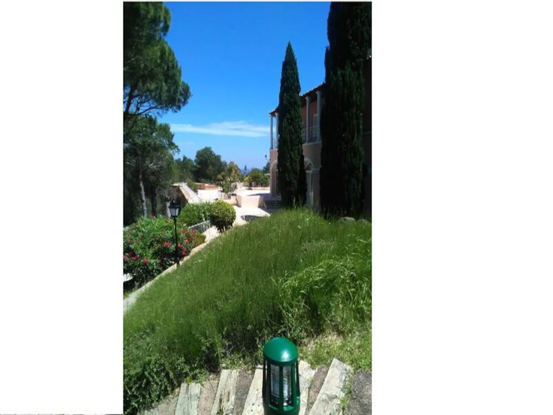 Knus appartement op 300m van het strand in Saint-Raphaël met tuin - foto 32