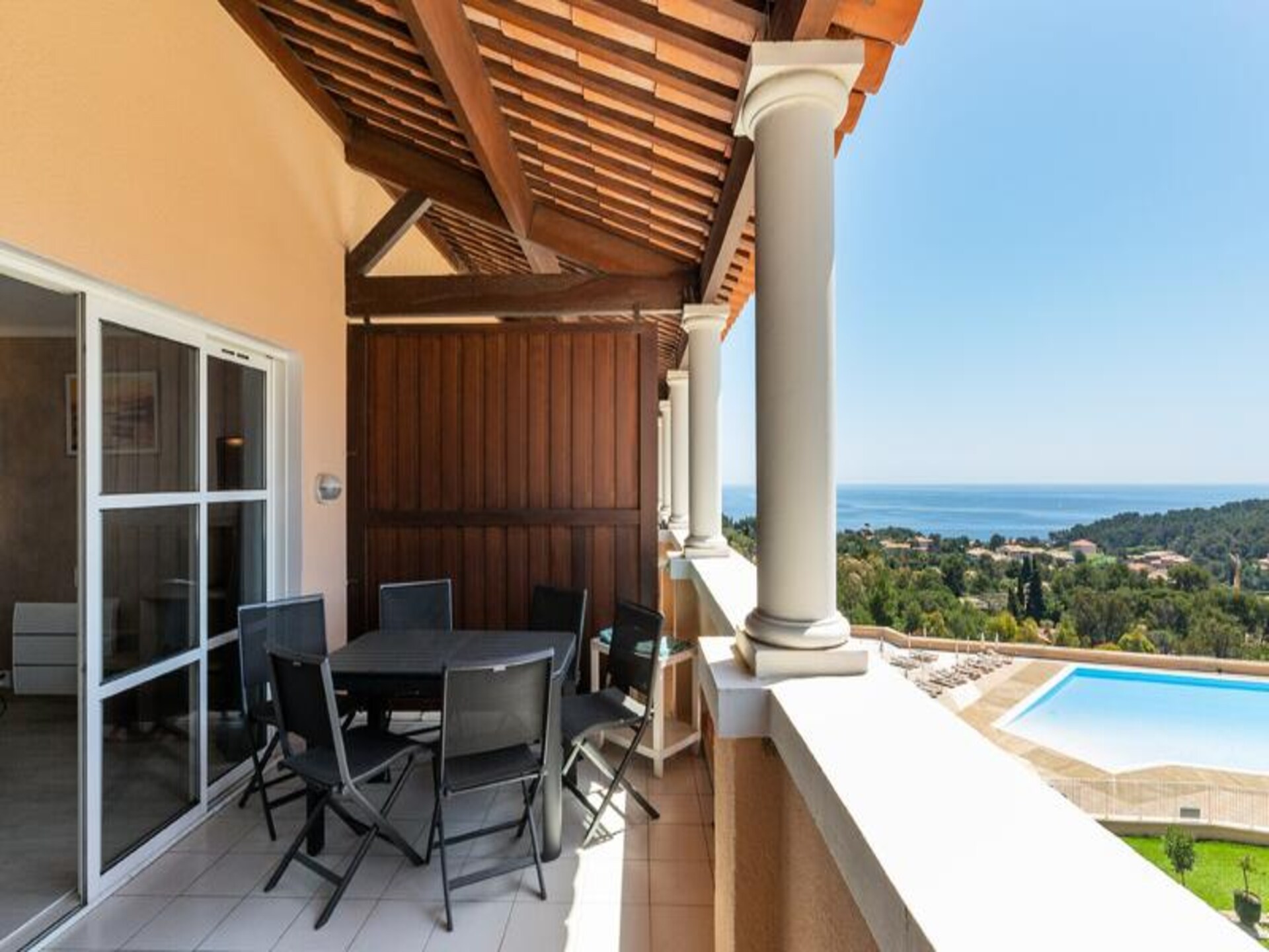 Zonnig appartement op 500m van zee met panoramisch uitzicht in Cap Esterel - foto 16