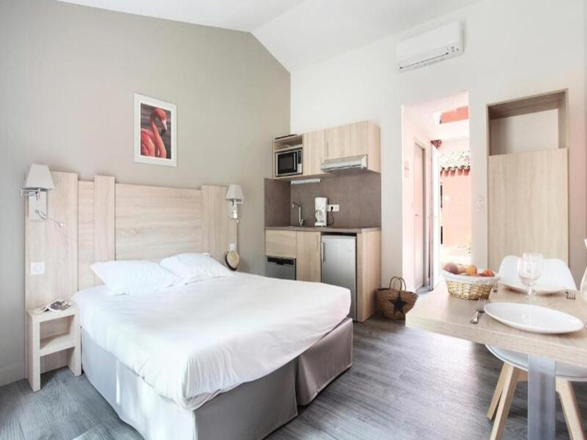 Knus appartement voor 2 in groen park bij Arles, met zwembad - foto 10