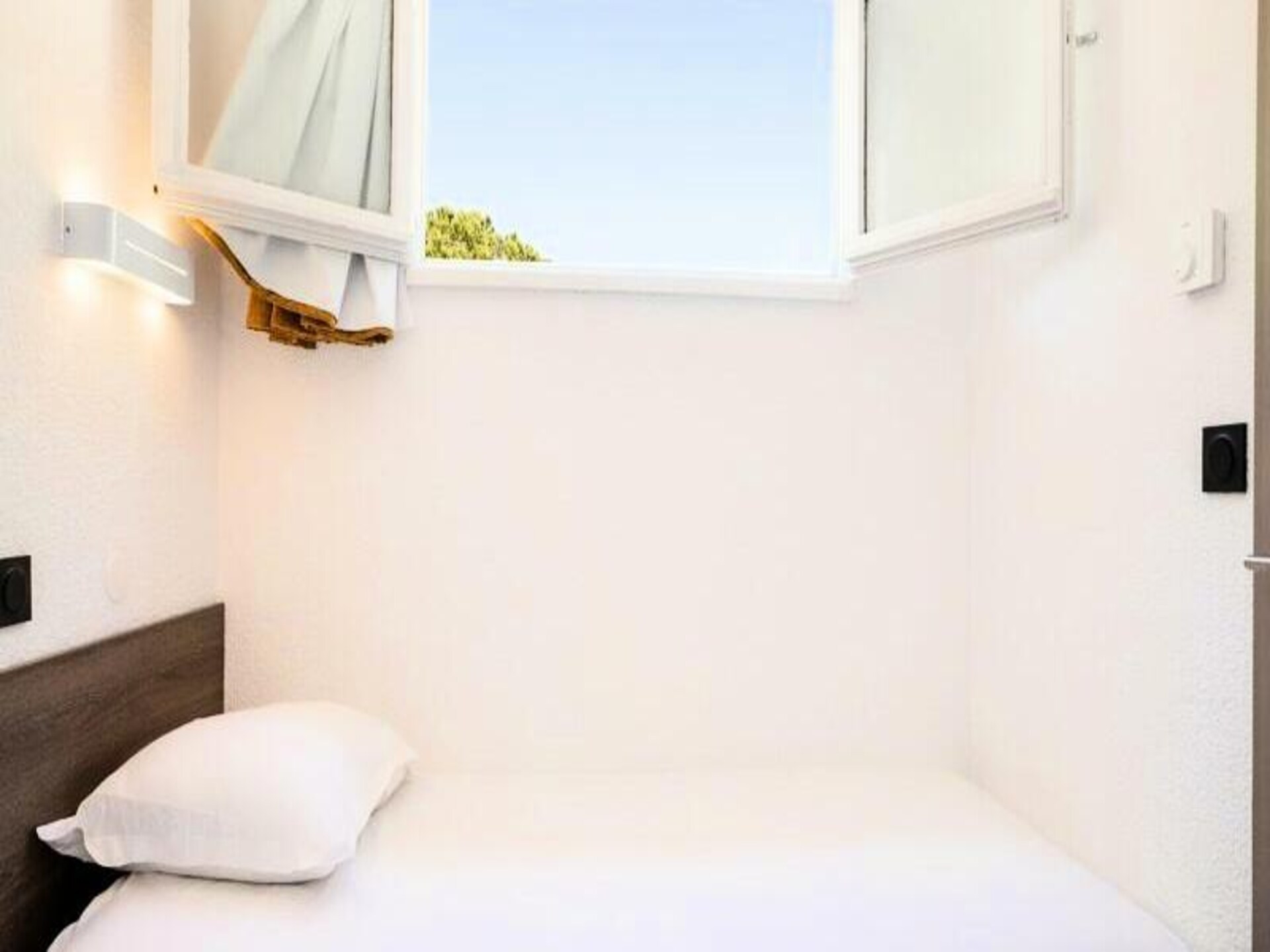 Comfortabel appartement voor 2 op een groen vakantieresort bij Arles - foto 17