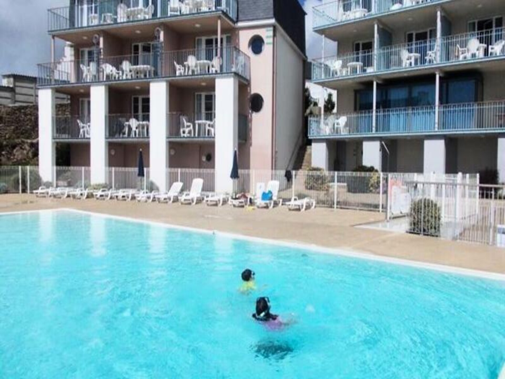 Appartement bij zee in Audierne: Le Phare de Trescadec met zwembad - foto 4