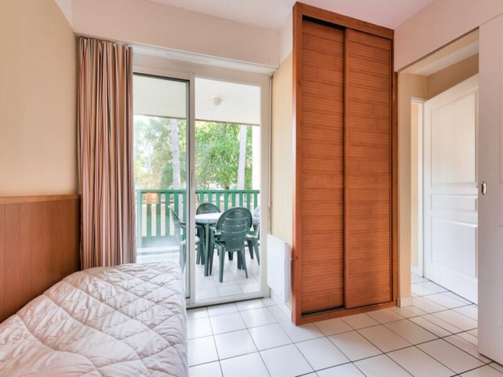 Knus appartement in het dennenbos bij Carcans-Maubuisson, op 500 meter van het strand - foto 15