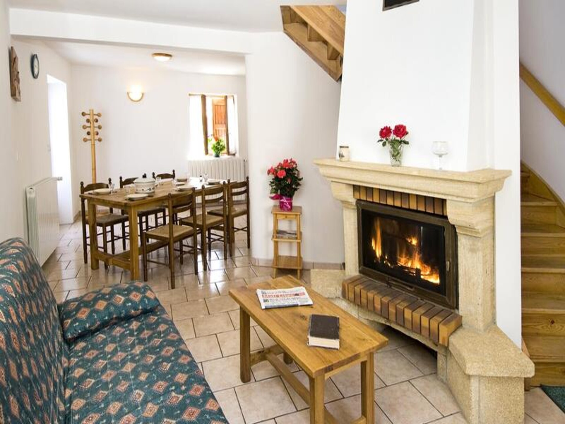 Authentiek stenen appartement voor 6 personen bij Chasseradès met zwembad - foto 3