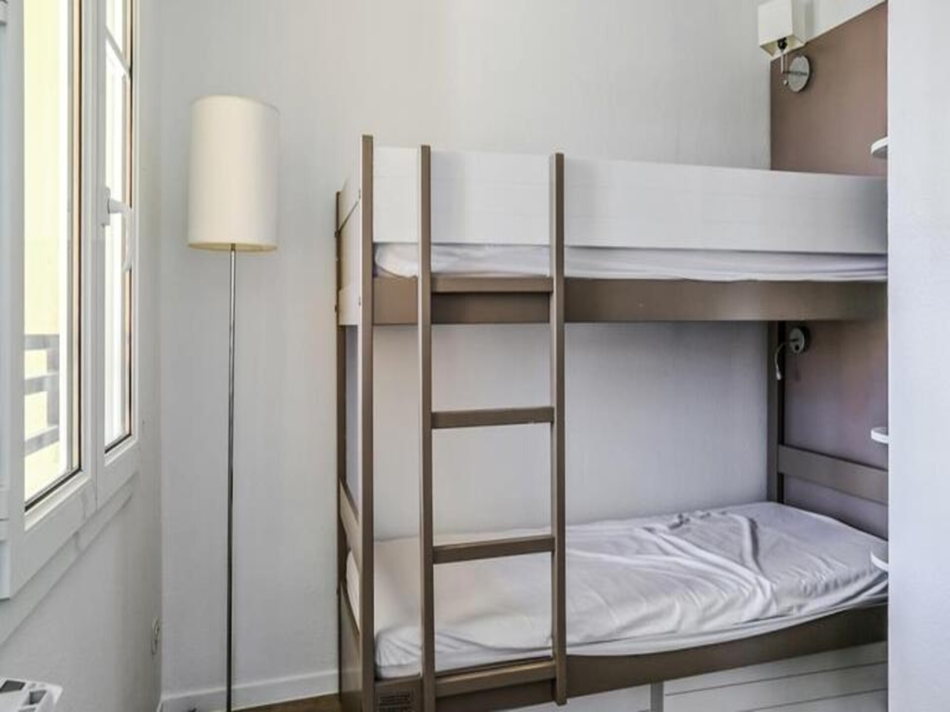 Licht duplex appartement aan de haven van Dives-sur-Mer, vlakbij strand - foto 15