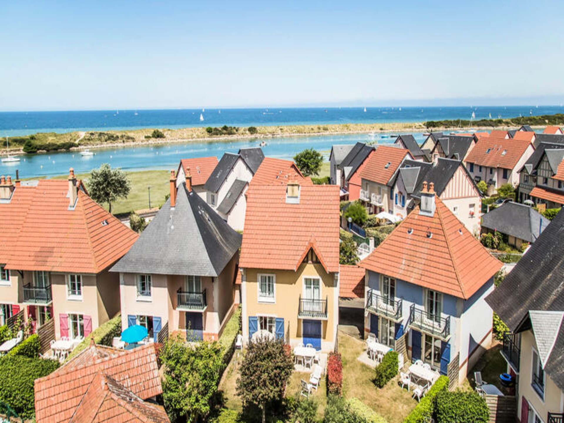 Gezinsappartement met tuin aan de Normandische kust in Dives-sur-Mer - foto 4