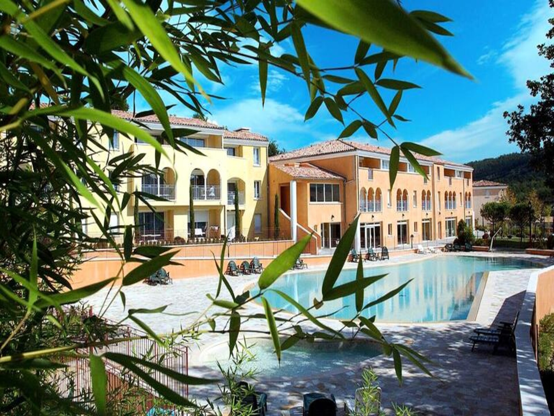 Ruim appartement voor 8 personen met wellness in Gréoux-les-Bains - foto 3