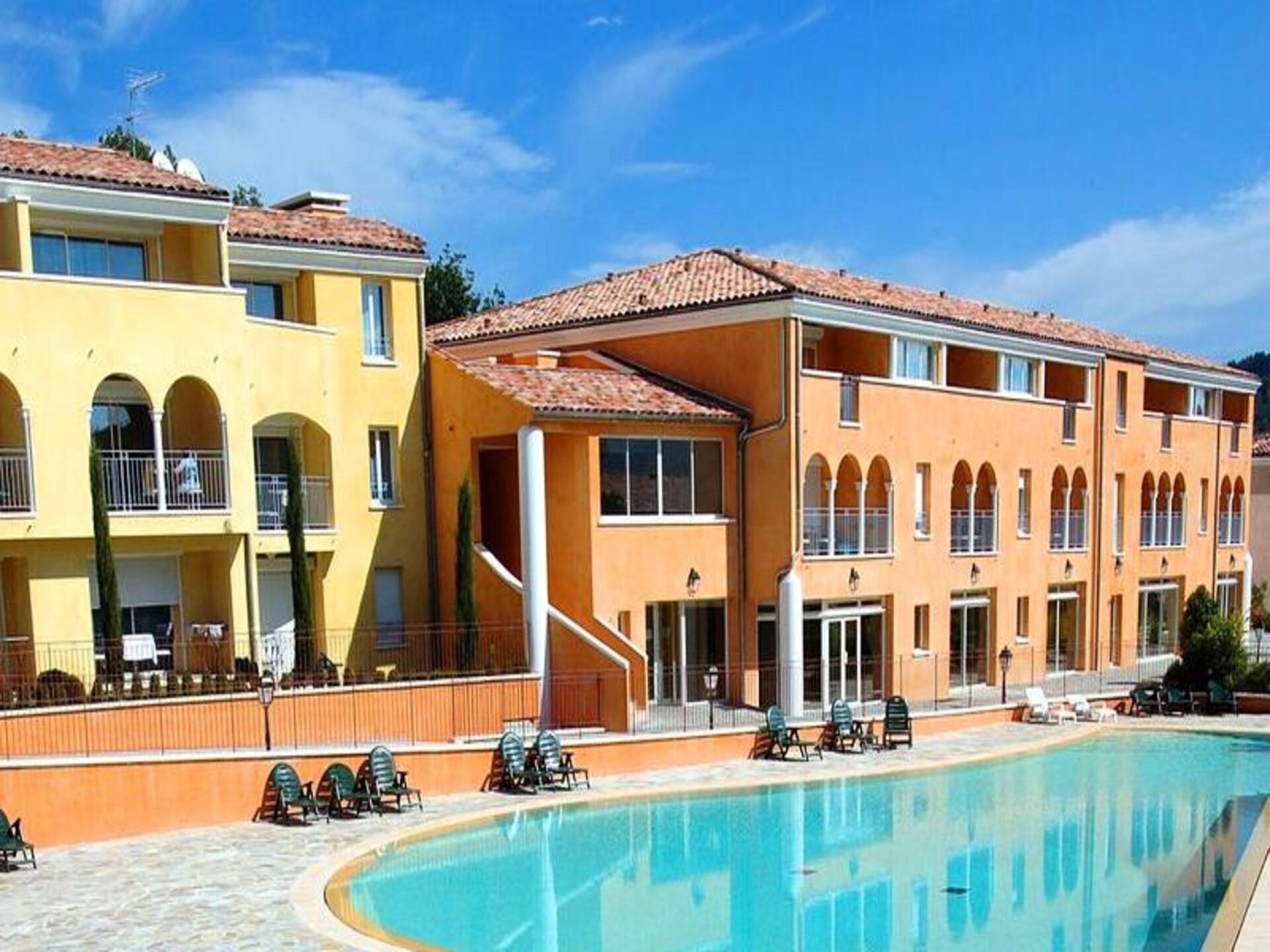 Ruim appartement voor 8 personen met wellness in Gréoux-les-Bains - foto 8