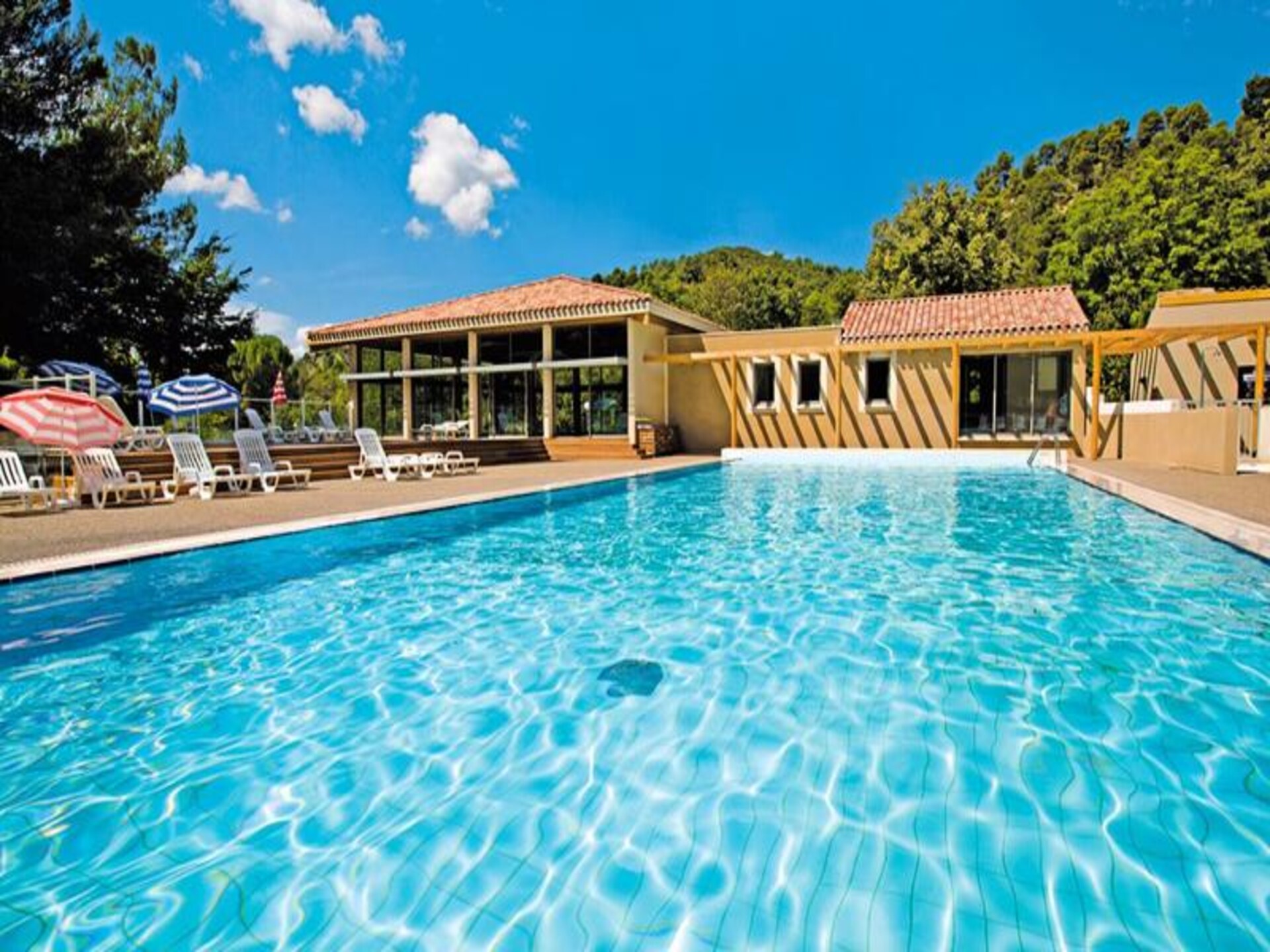 Stacaravan voor 7 in bosrijk Provençaals domein met zwembad & spa - foto 2