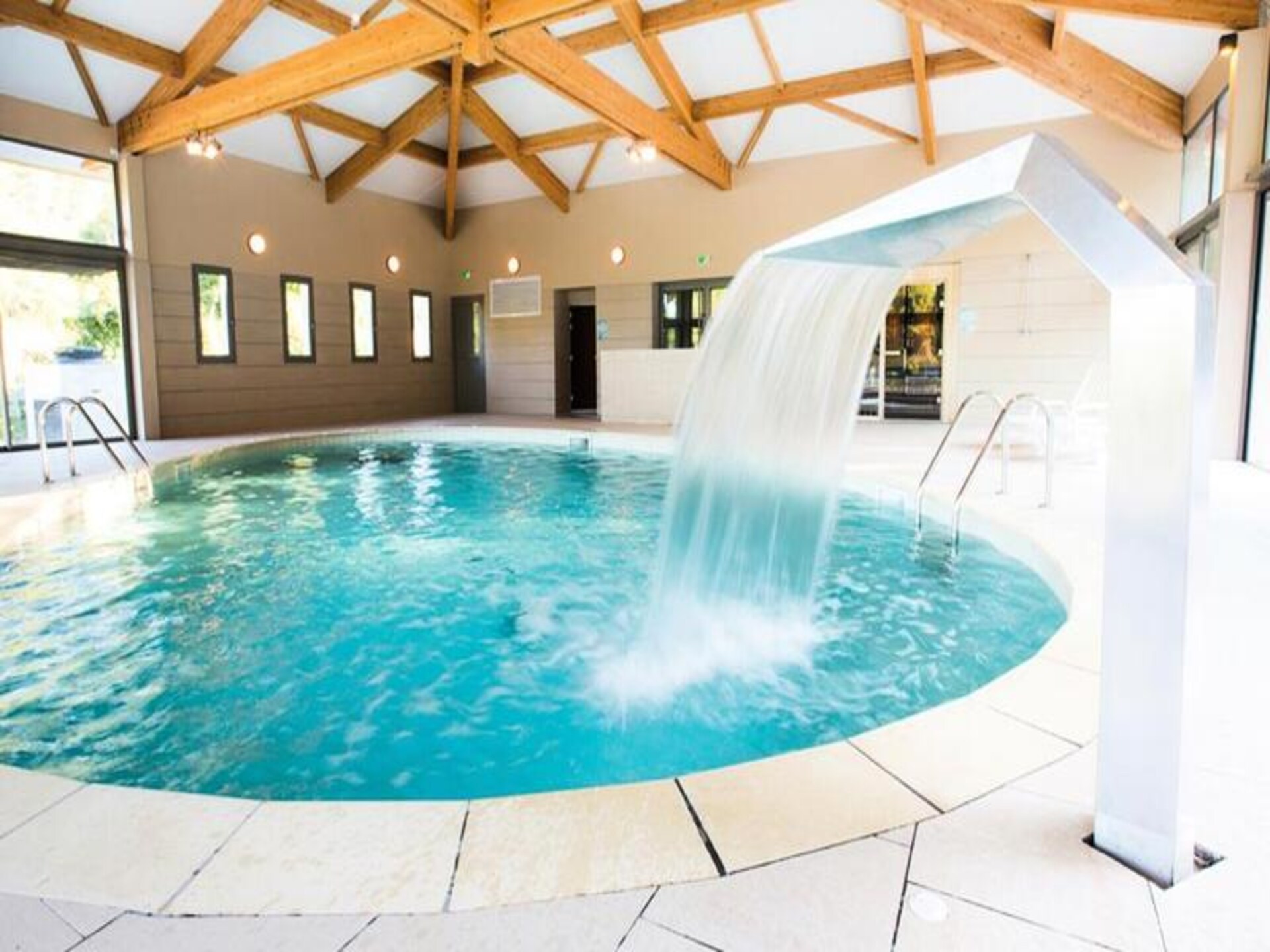 Stacaravan voor 7 in bosrijk Provençaals domein met zwembad & spa - foto 6