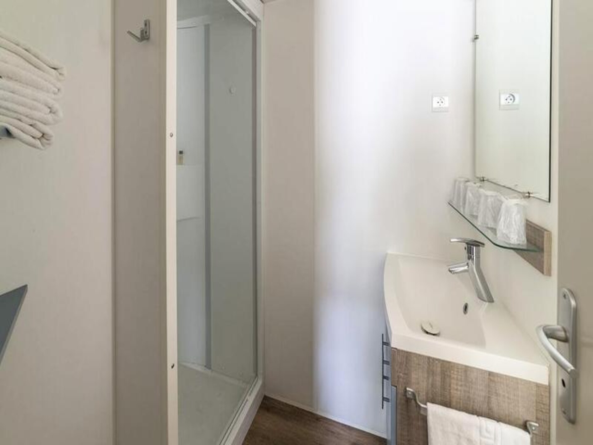 Stacaravan voor 7 in bosrijk Provençaals domein met zwembad & spa - foto 23