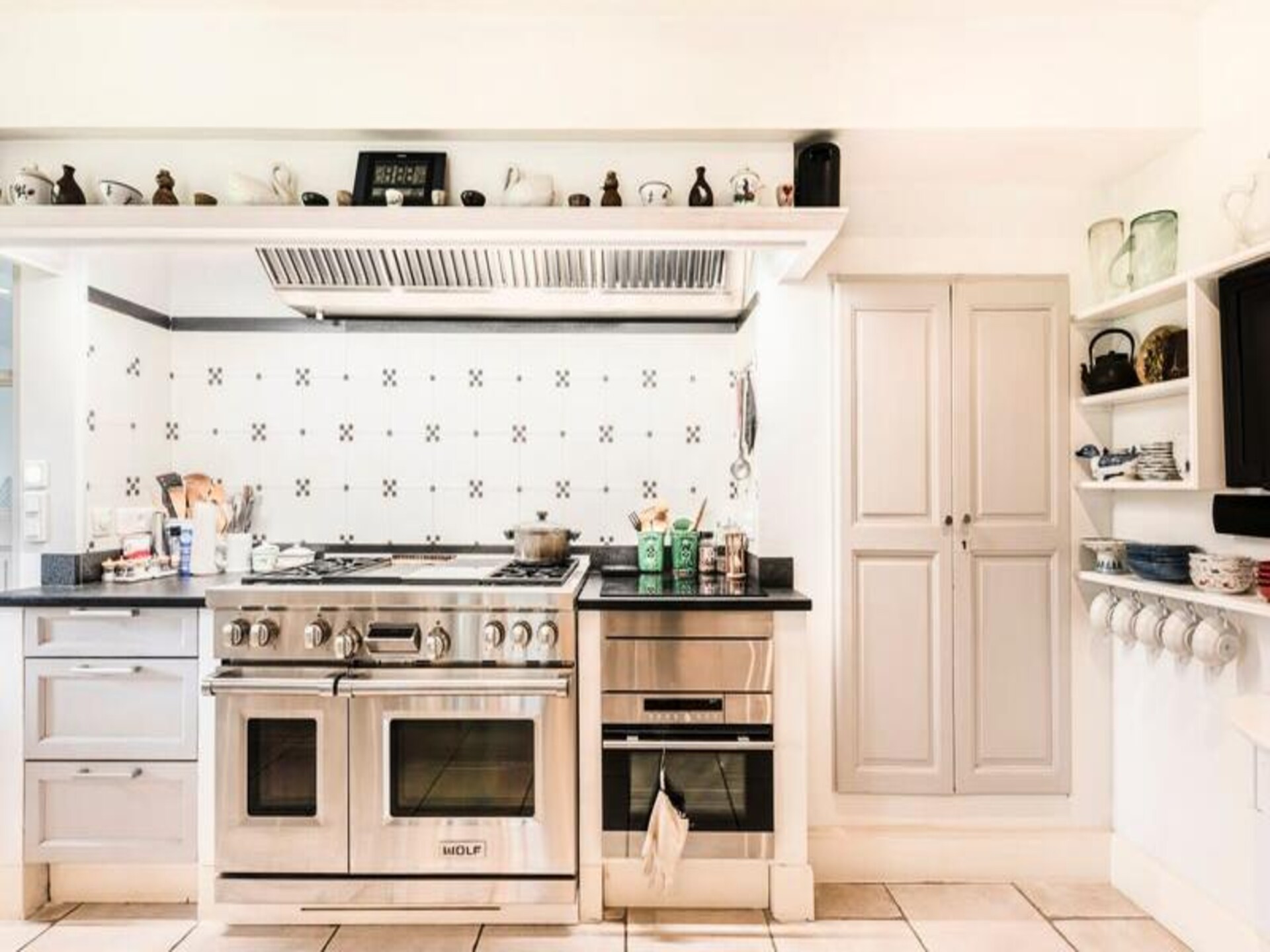 Authentiek familiehuis in Provence met 8 slaapkamers, privézwembad en grote tuin - foto 4