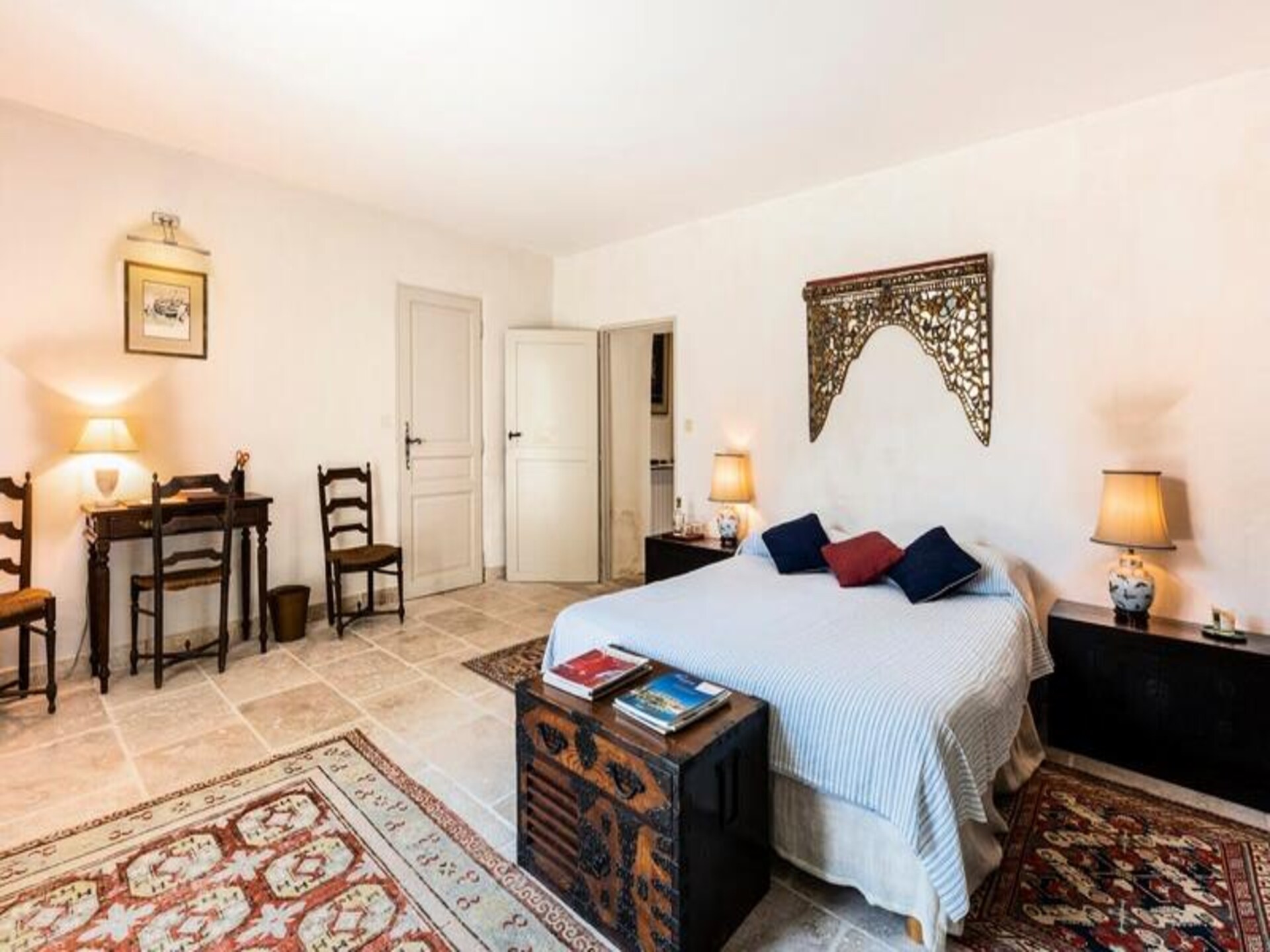 Authentiek familiehuis in Provence met 8 slaapkamers, privézwembad en grote tuin - foto 22